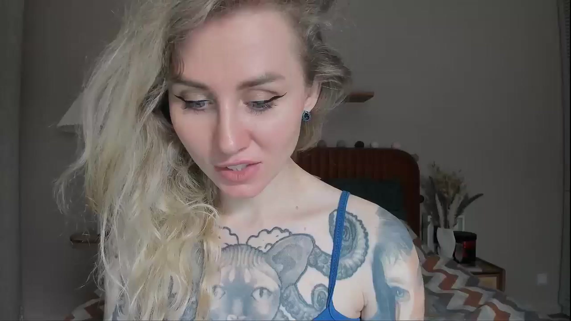 Gallery image thumbnail from Alexa_Smithhh's myfreecams stream on, 05/28/2025, 19:53 image 7 of 20