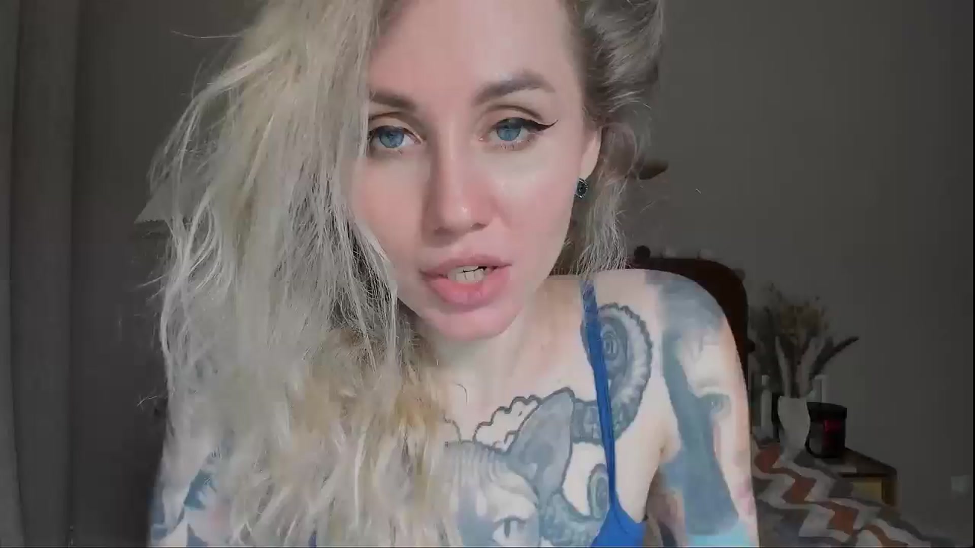 Gallery image thumbnail from Alexa_Smithhh's myfreecams stream on, 05/28/2025, 19:53 image 1 of 20