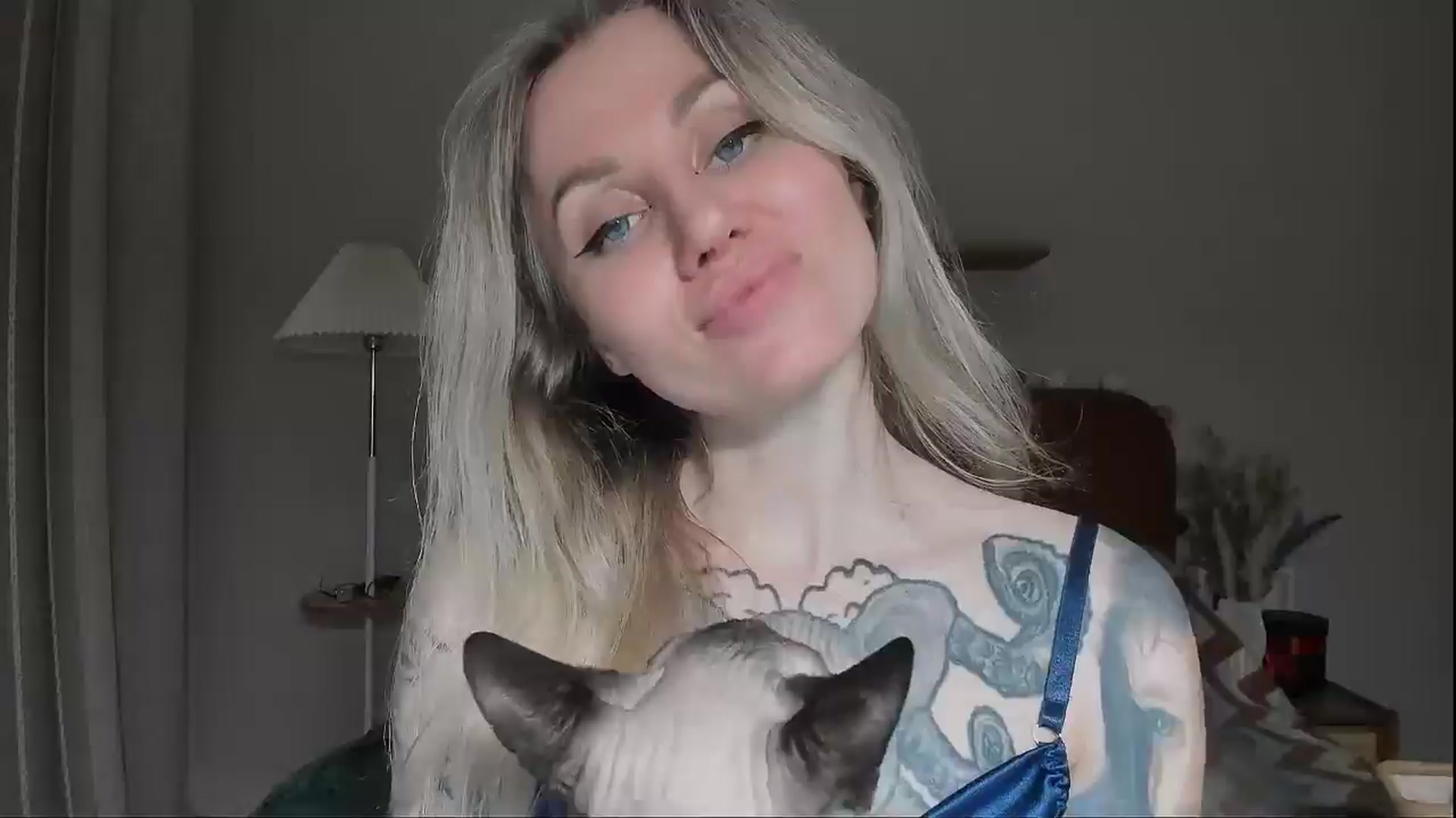 Gallery image thumbnail from Alexa_Smithhh's myfreecams stream on, 06/05/2025, 20:49 image 19 of 20