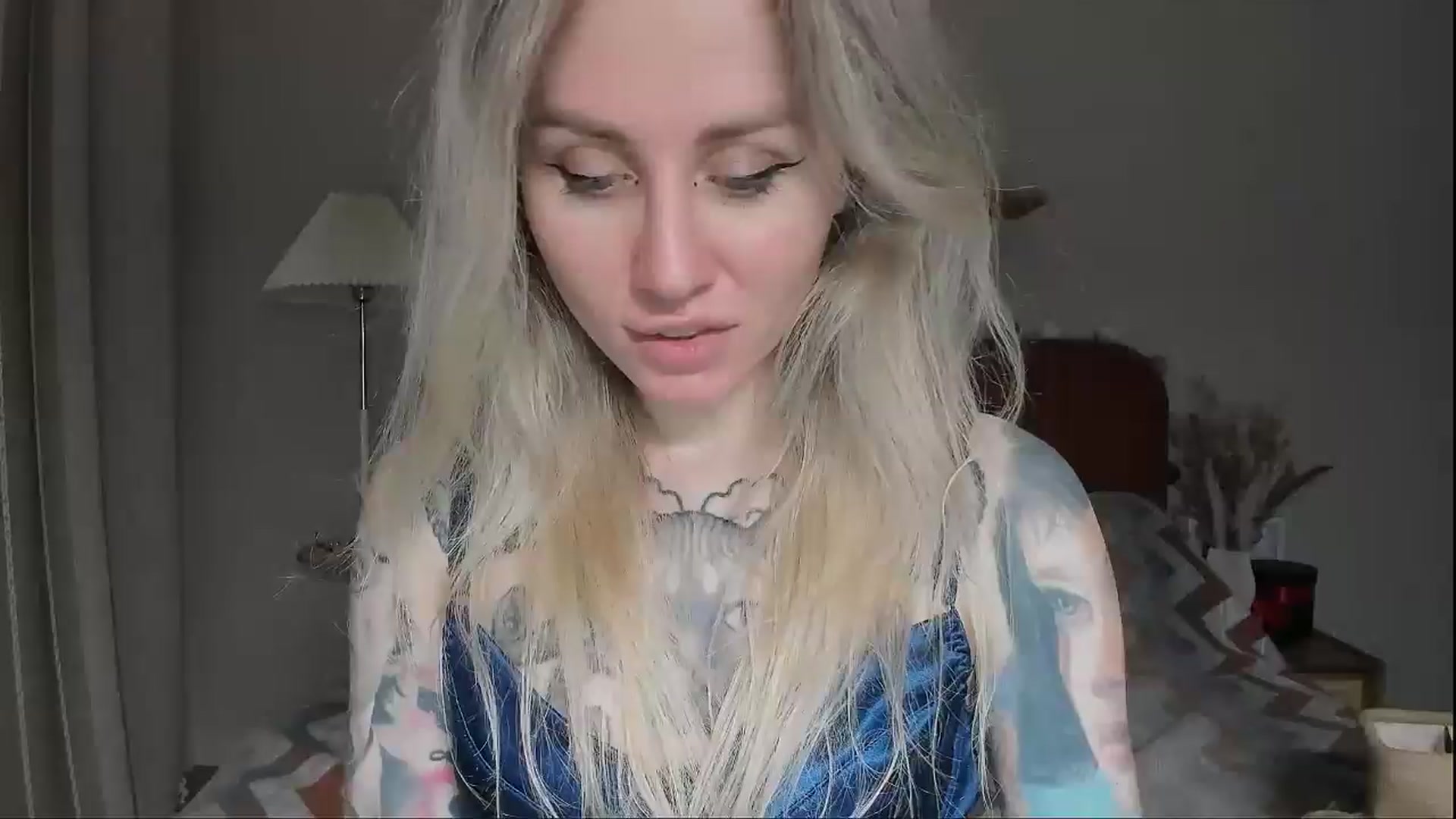 Gallery image thumbnail from Alexa_Smithhh's myfreecams stream on, 06/05/2025, 20:49 image 17 of 20