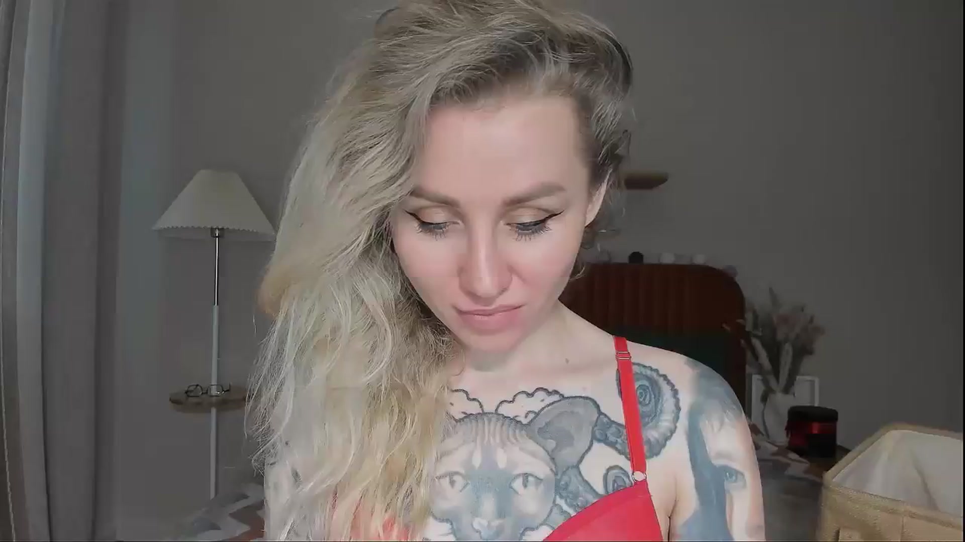 Gallery image thumbnail from Alexa_Smithhh's myfreecams stream on, 06/10/2025, 19:20 image 12 of 20