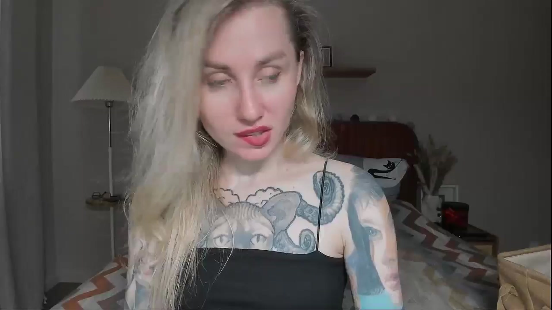 Gallery image thumbnail from Alexa_Smithhh's myfreecams stream on, 06/12/2025, 19:21 image 8 of 20