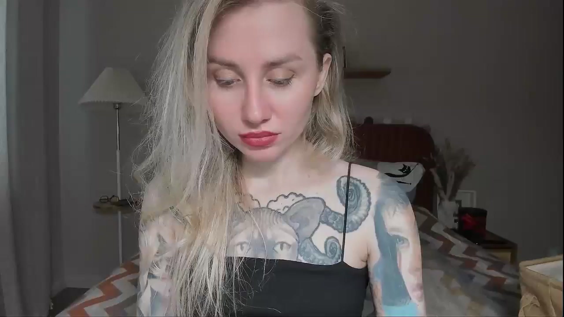 Gallery image thumbnail from Alexa_Smithhh's myfreecams stream on, 06/12/2025, 19:21 image 6 of 20