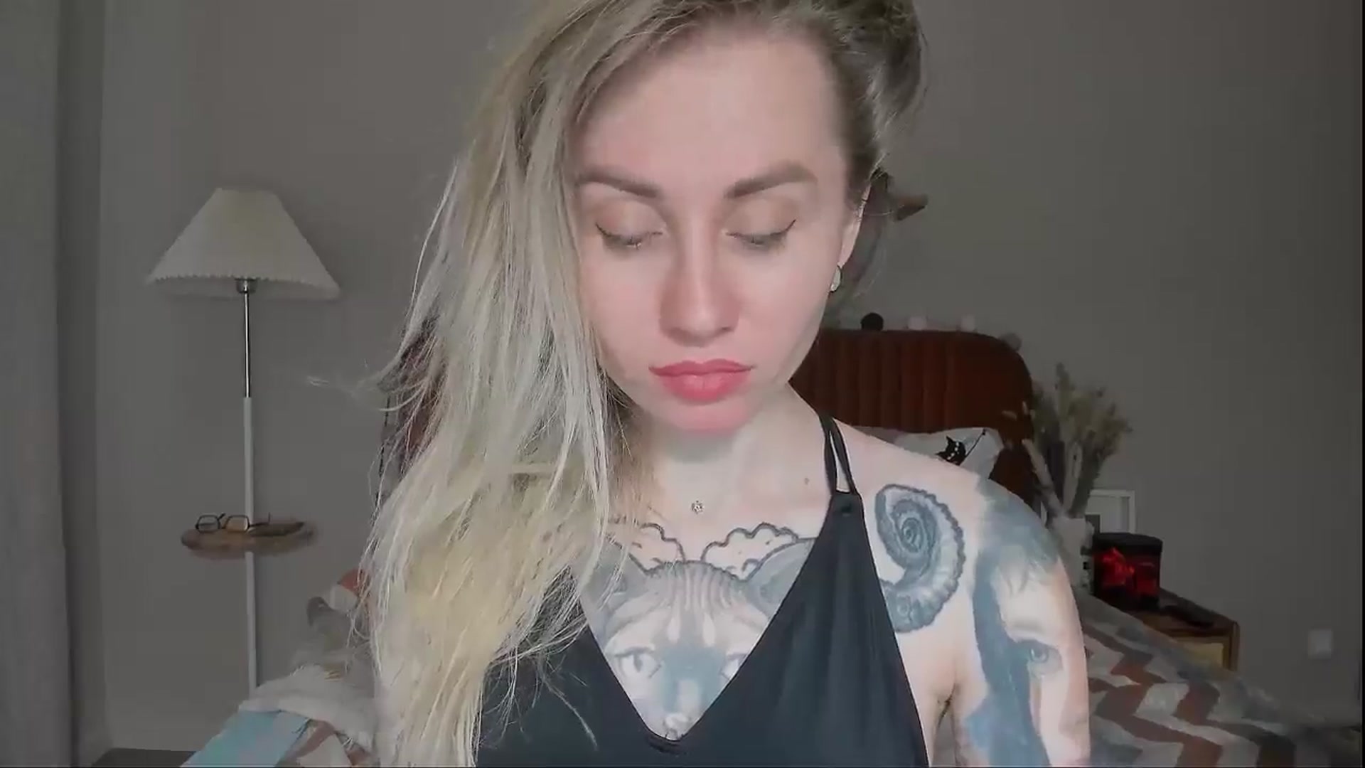 Gallery image thumbnail from Alexa_Smithhh's myfreecams stream on, 06/13/2025, 18:42 image 19 of 20