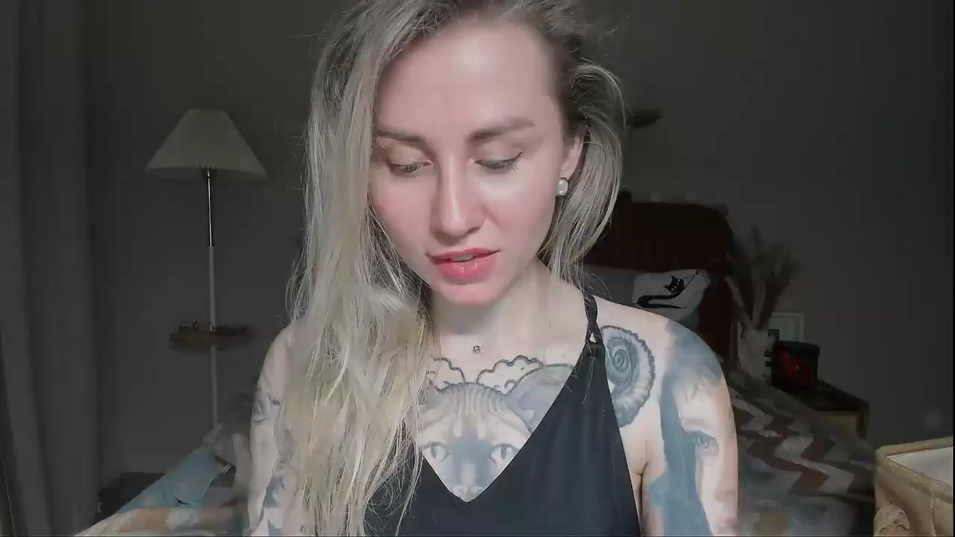 Gallery image thumbnail from Alexa_Smithhh's myfreecams stream on, 06/13/2025, 20:04 image 2 of 20