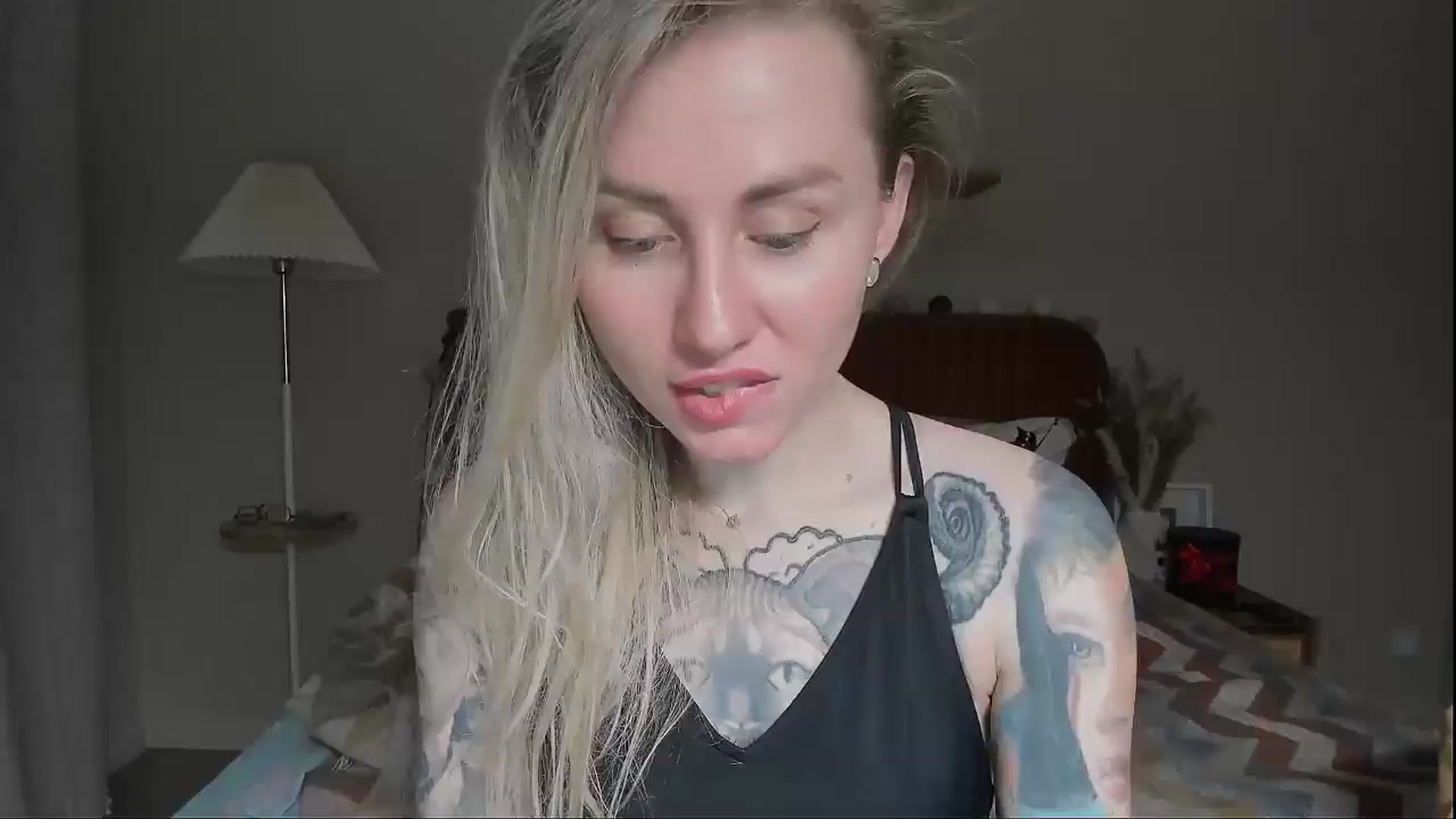 Gallery image thumbnail from Alexa_Smithhh's myfreecams stream on, 06/13/2025, 20:04 image 15 of 20