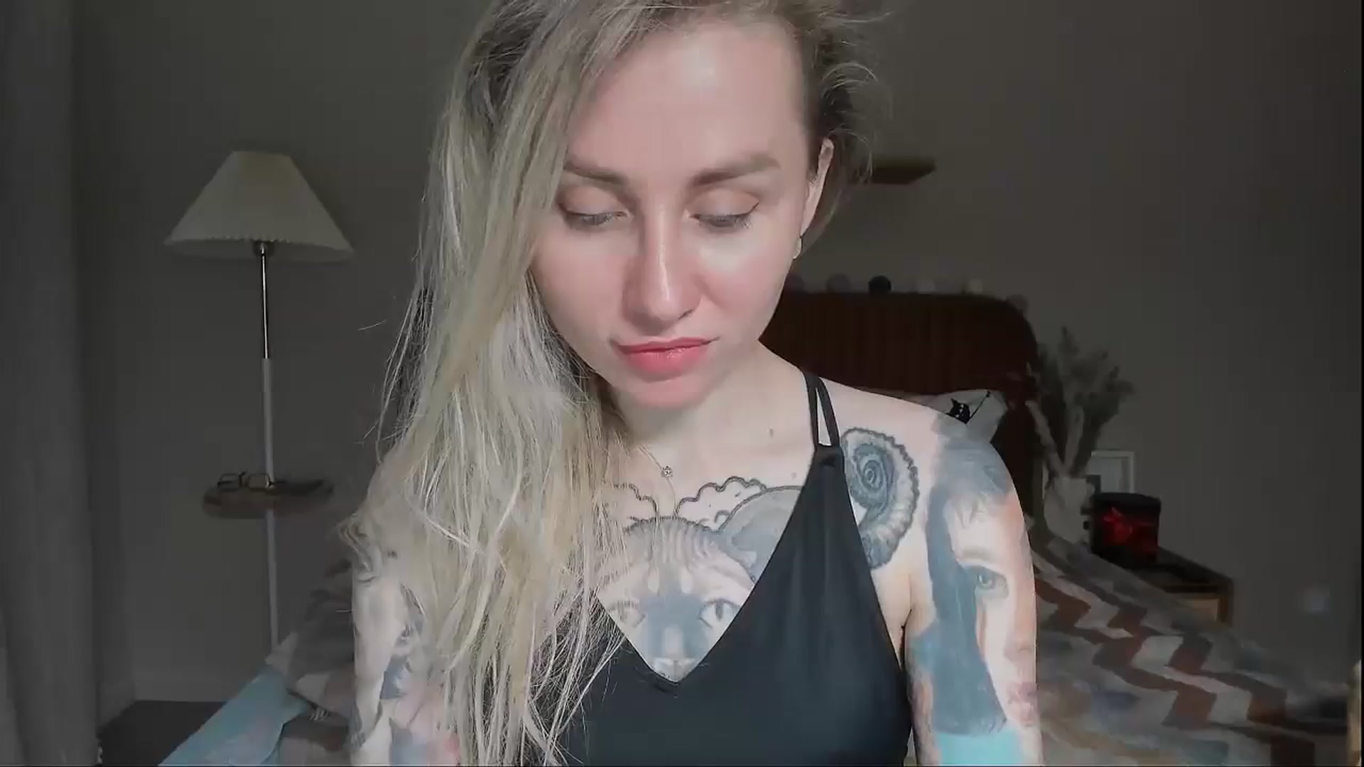 Gallery image thumbnail from Alexa_Smithhh's myfreecams stream on, 06/13/2025, 20:04 image 13 of 20