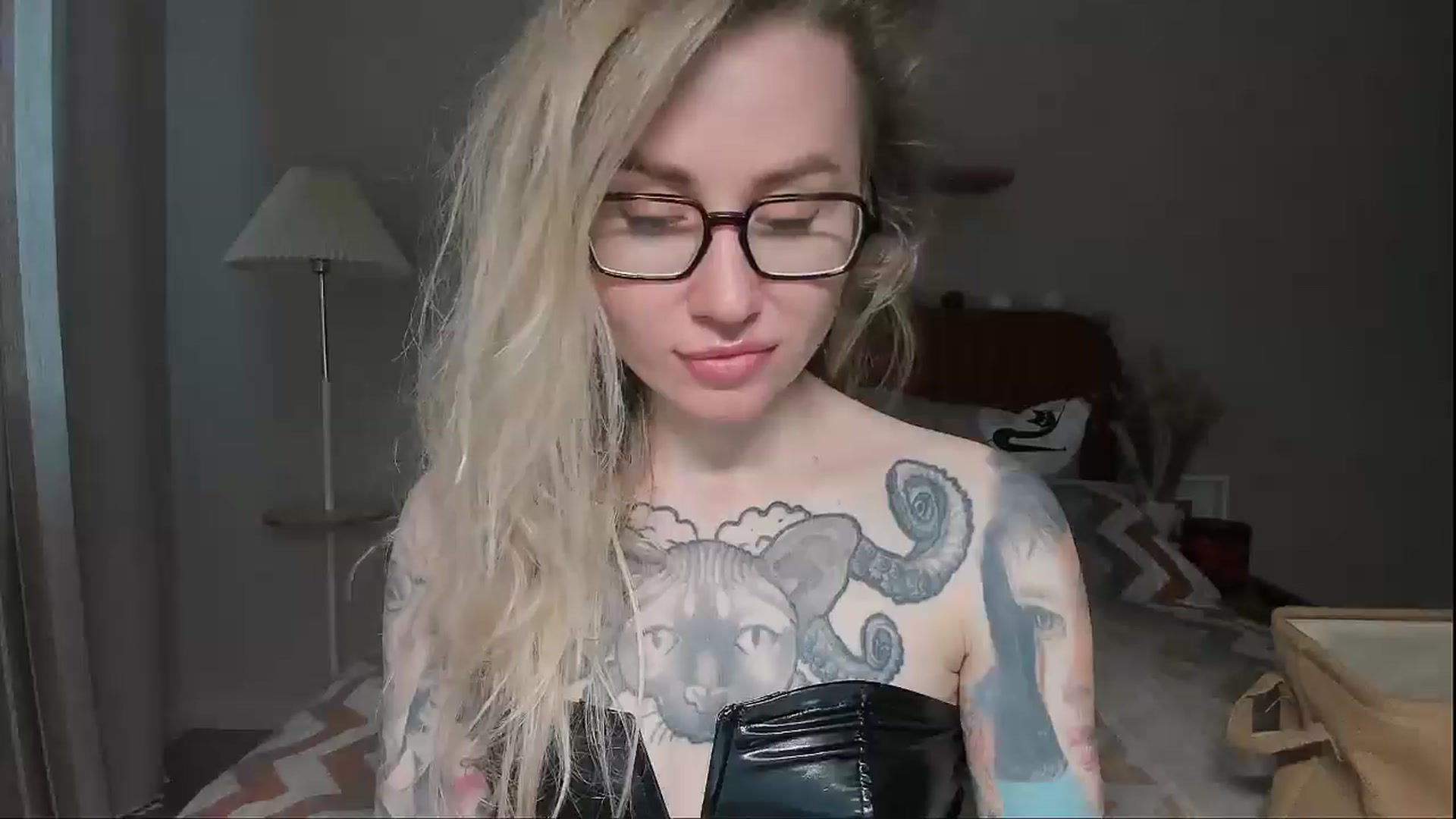 Gallery image thumbnail from Alexa_Smithhh's myfreecams stream on, 06/15/2025, 20:01 image 2 of 20