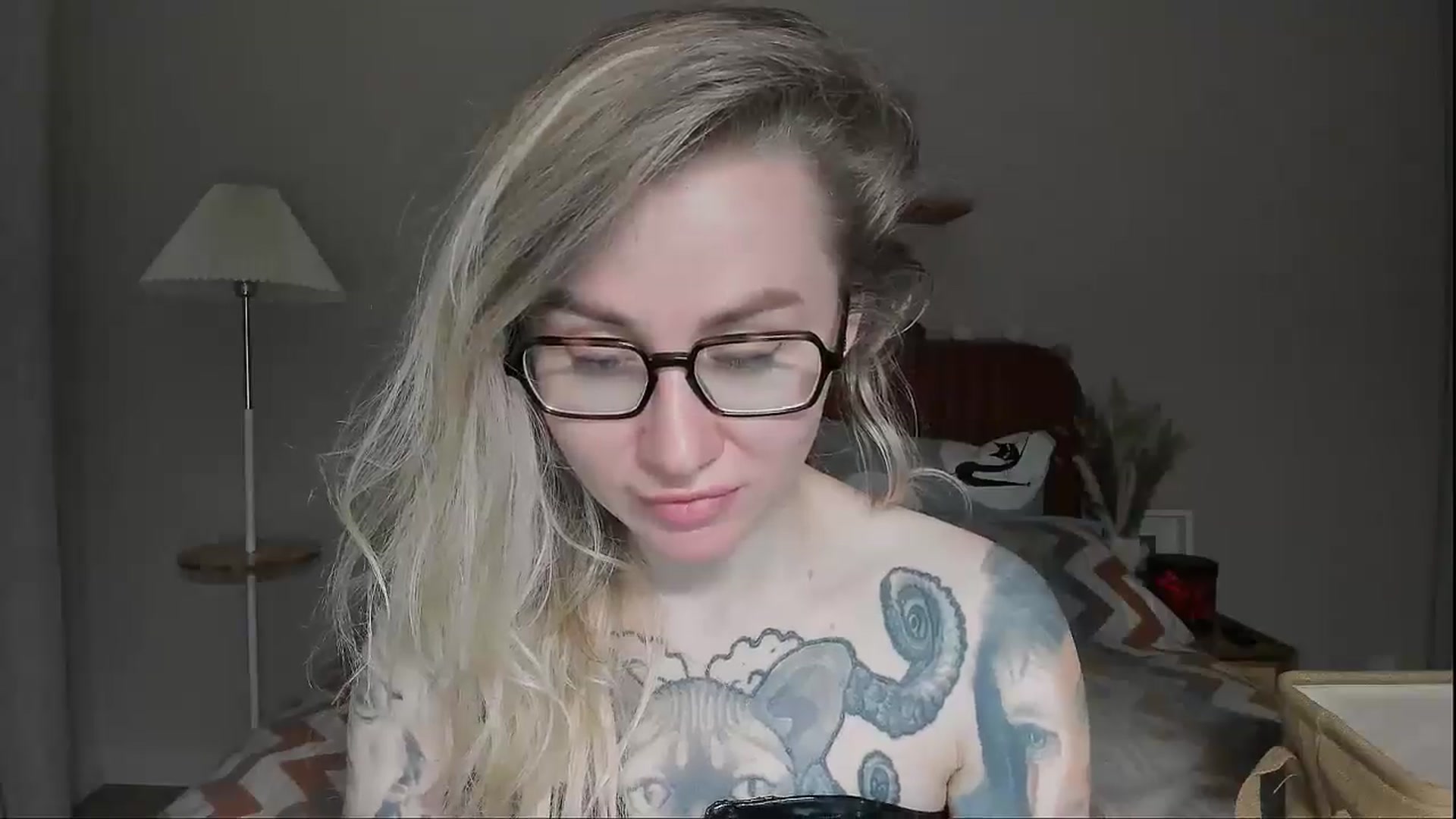 Gallery image thumbnail from Alexa_Smithhh's myfreecams stream on, 06/15/2025, 20:01 image 19 of 20