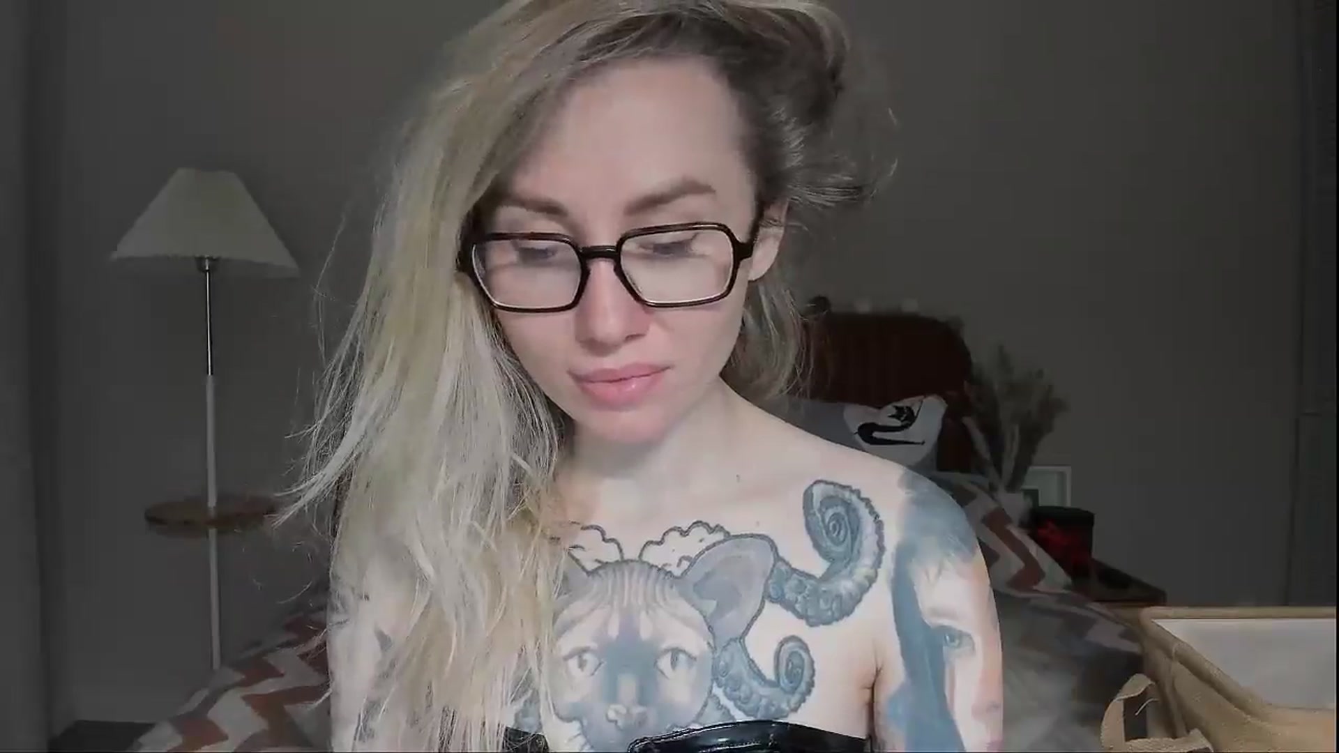 Gallery image thumbnail from Alexa_Smithhh's myfreecams stream on, 06/15/2025, 20:01 image 14 of 20