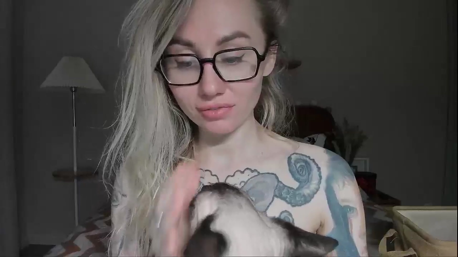 Gallery image thumbnail from Alexa_Smithhh's myfreecams stream on, 06/15/2025, 20:01 image 15 of 20