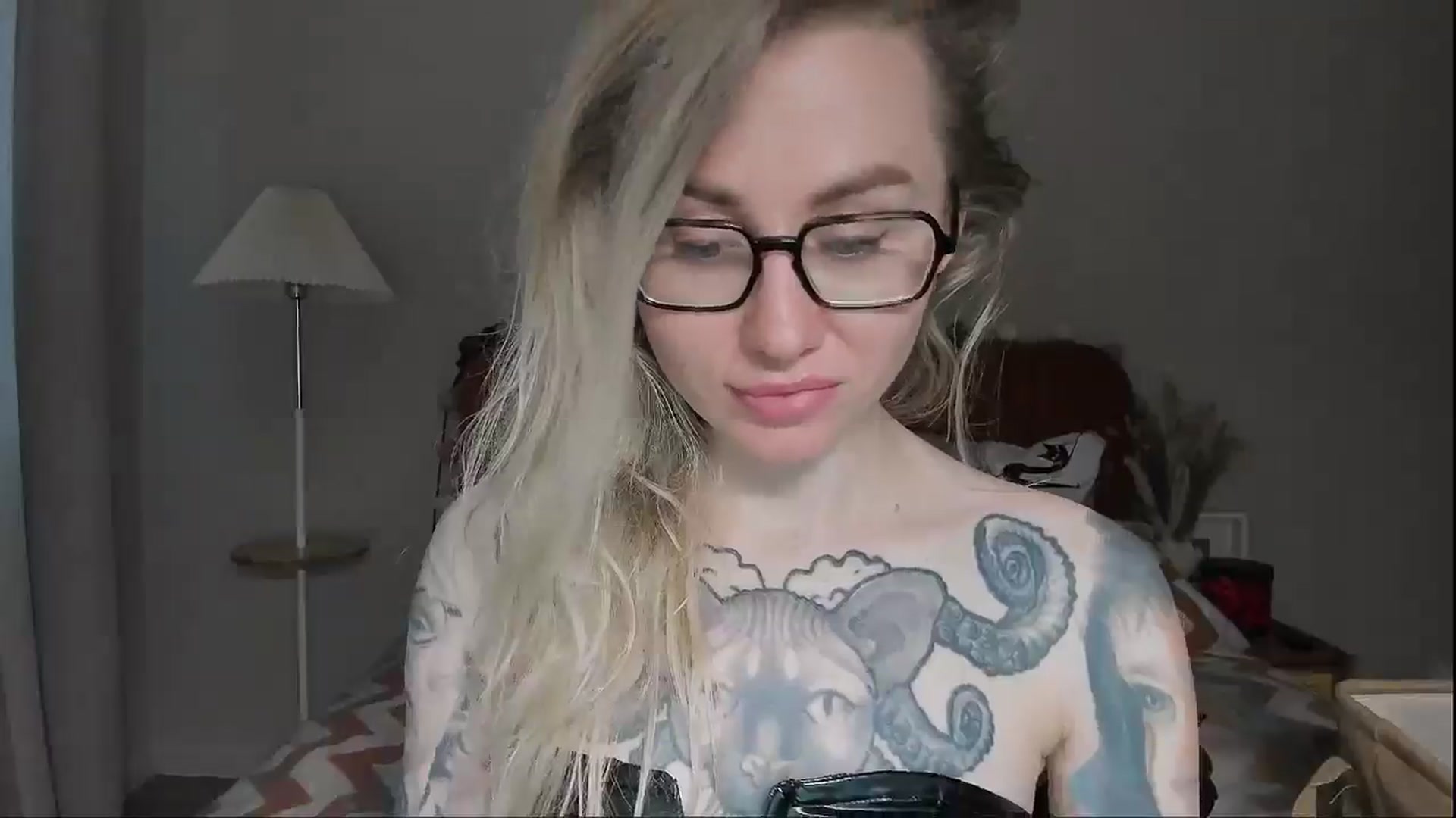Gallery image thumbnail from Alexa_Smithhh's myfreecams stream on, 06/15/2025, 20:01 image 10 of 20