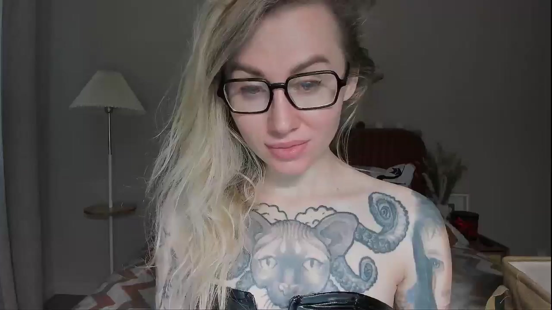 Gallery image thumbnail from Alexa_Smithhh's myfreecams stream on, 06/15/2025, 20:01 image 12 of 20