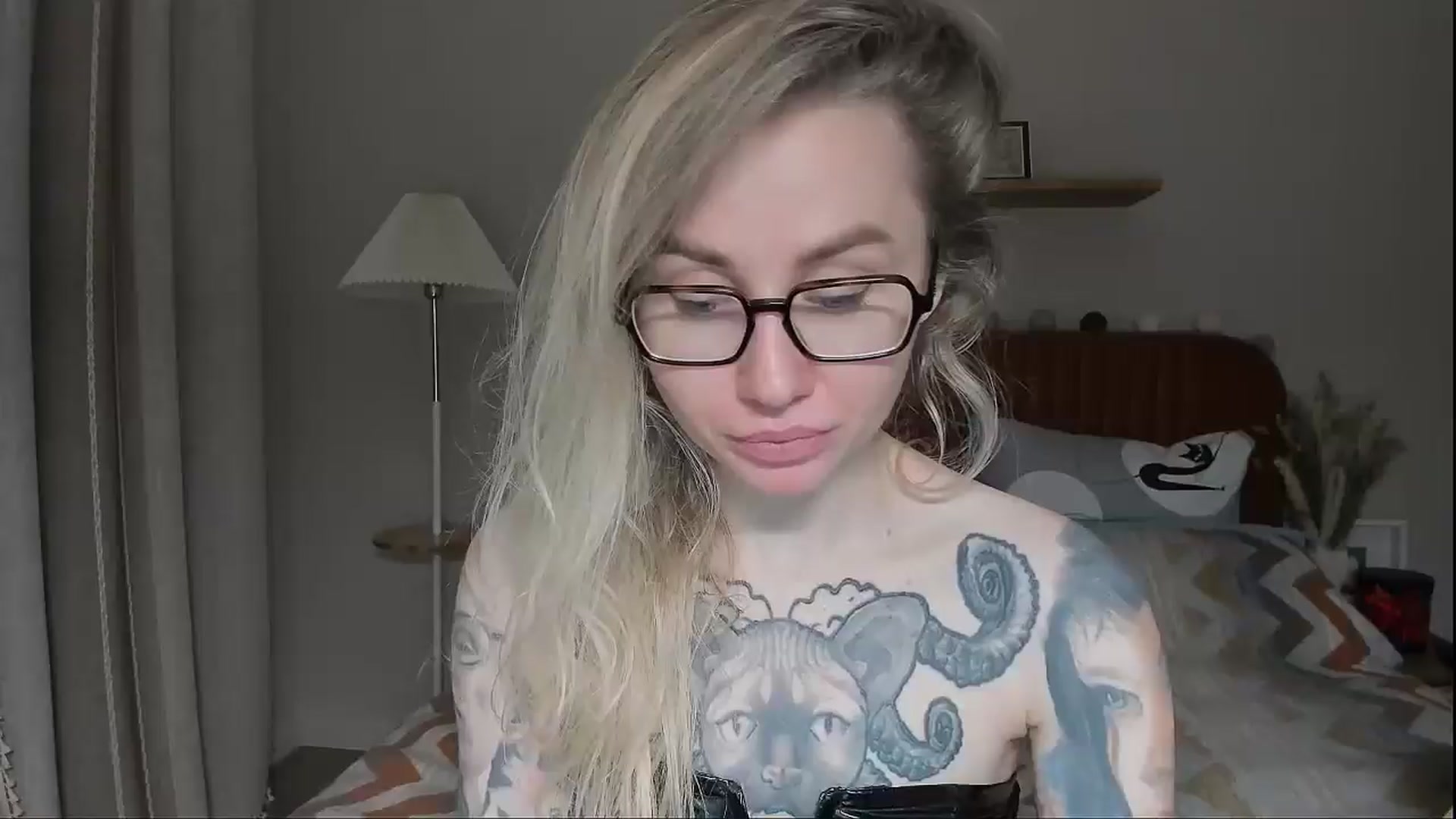 Gallery image thumbnail from Alexa_Smithhh's myfreecams stream on, 06/15/2025, 20:57 image 5 of 20