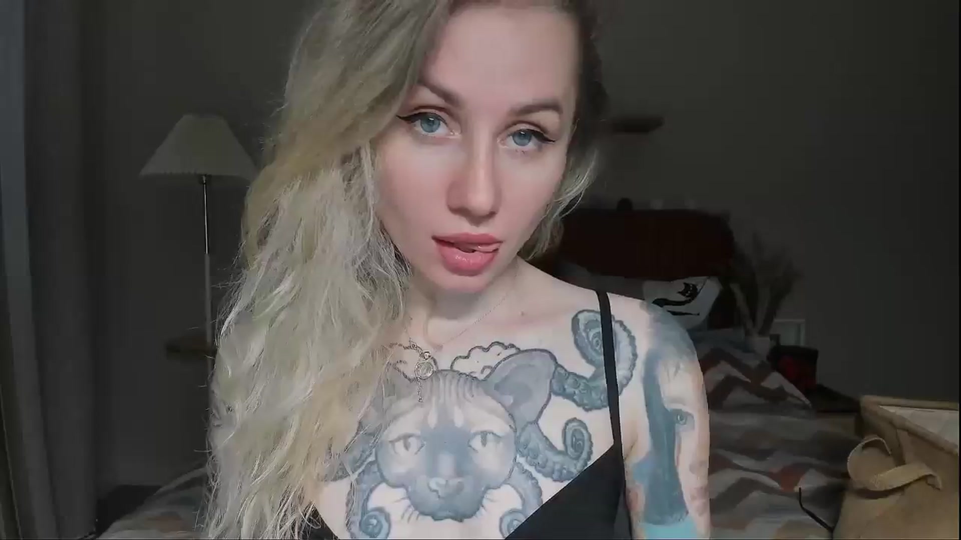 Gallery image thumbnail from Alexa_Smithhh's myfreecams stream on, 06/16/2025, 20:56 image 9 of 20