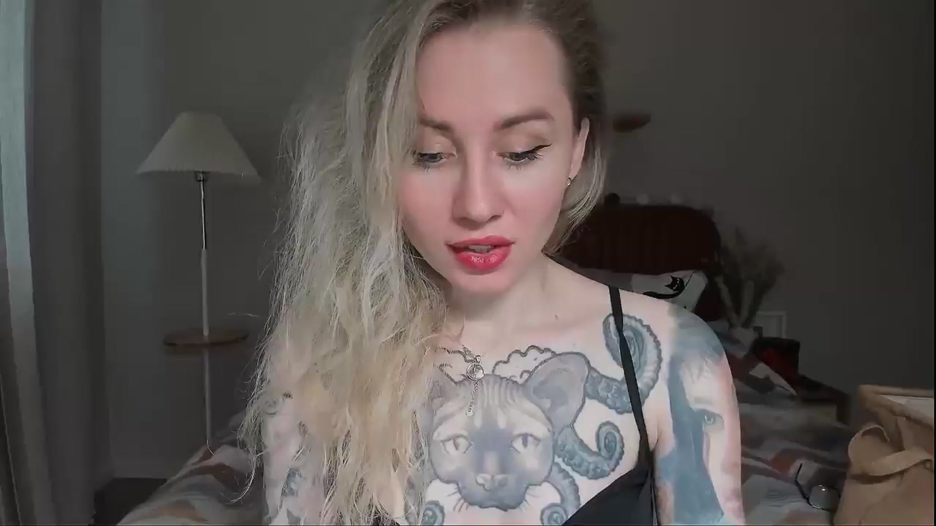 Gallery image thumbnail from Alexa_Smithhh's myfreecams stream on, 06/16/2025, 20:56 image 3 of 20