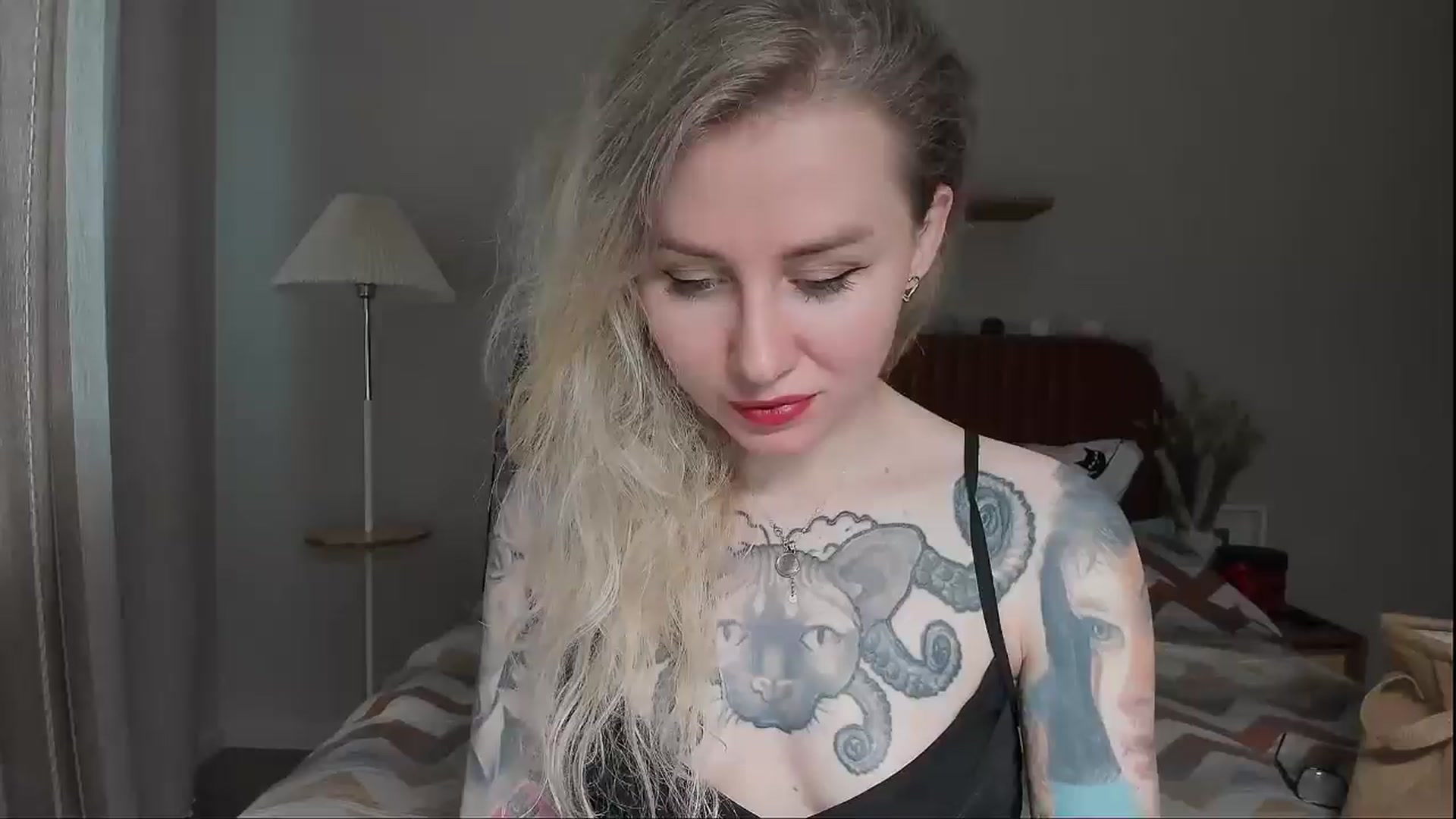 Gallery image thumbnail from Alexa_Smithhh's myfreecams stream on, 06/16/2025, 20:56 image 2 of 20