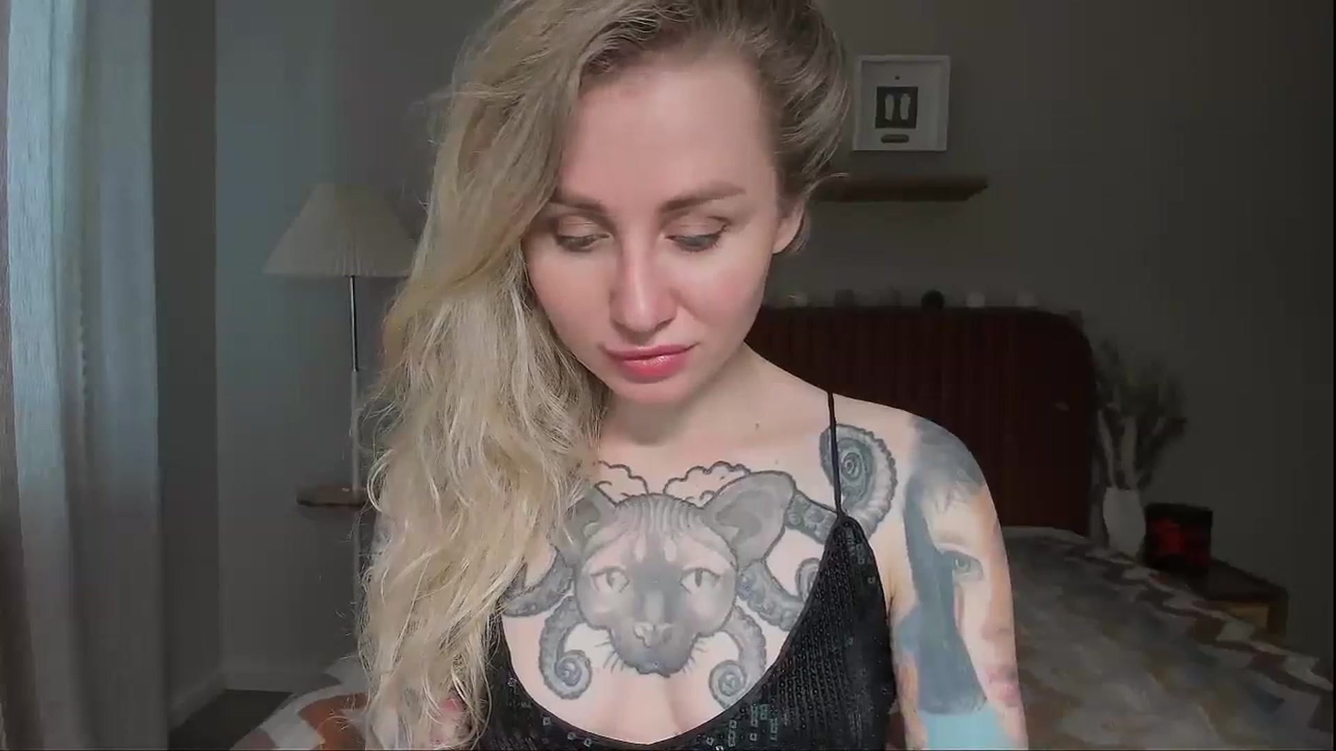 Gallery image thumbnail from Alexa_Smithhh's myfreecams stream on, 06/17/2025, 19:04 image 2 of 20