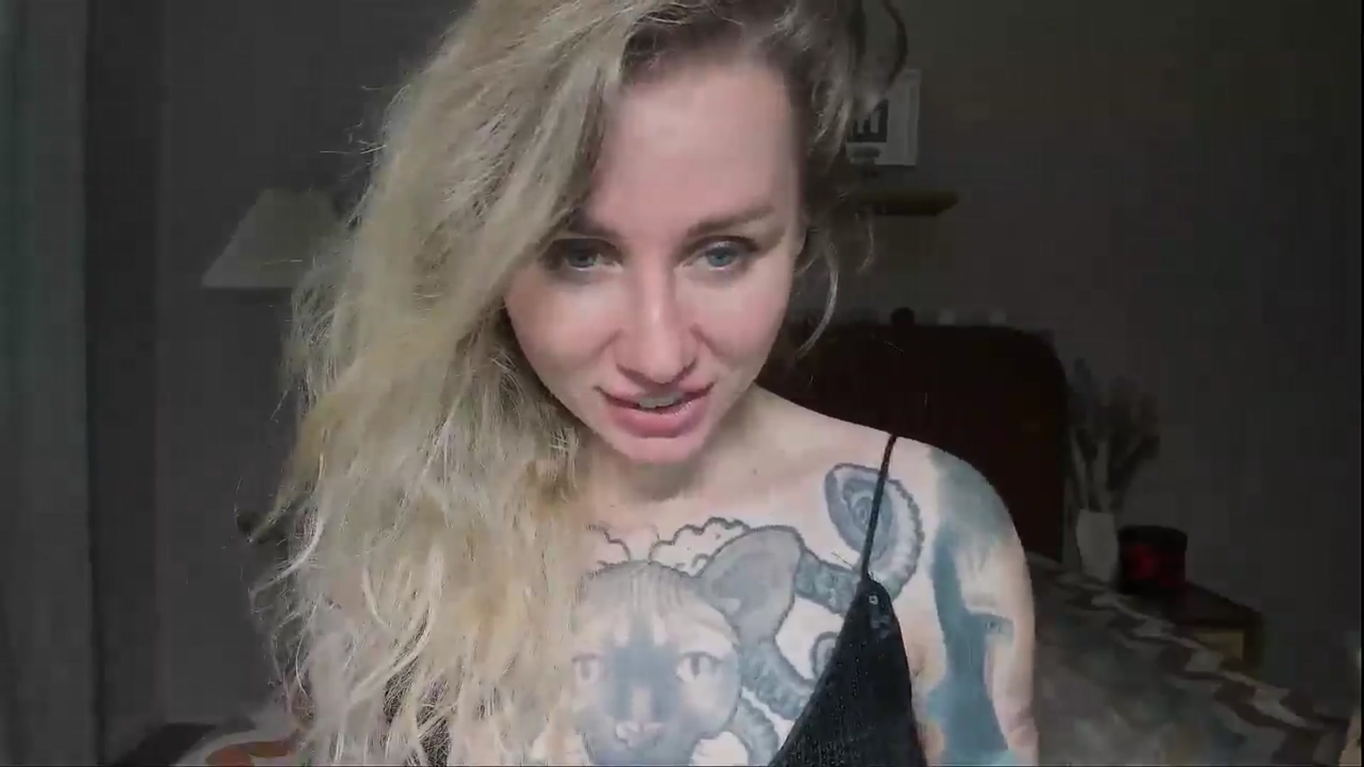 Gallery image thumbnail from Alexa_Smithhh's myfreecams stream on, 06/17/2025, 19:04 image 15 of 20
