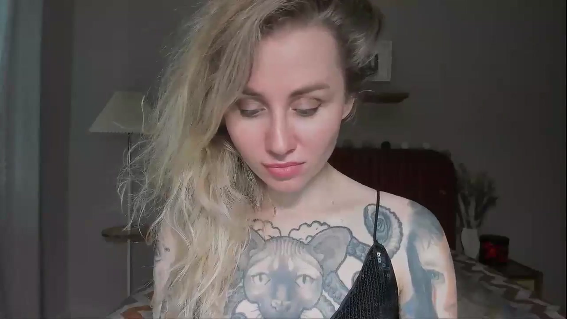Gallery image thumbnail from Alexa_Smithhh's myfreecams stream on, 06/17/2025, 19:04 image 8 of 20