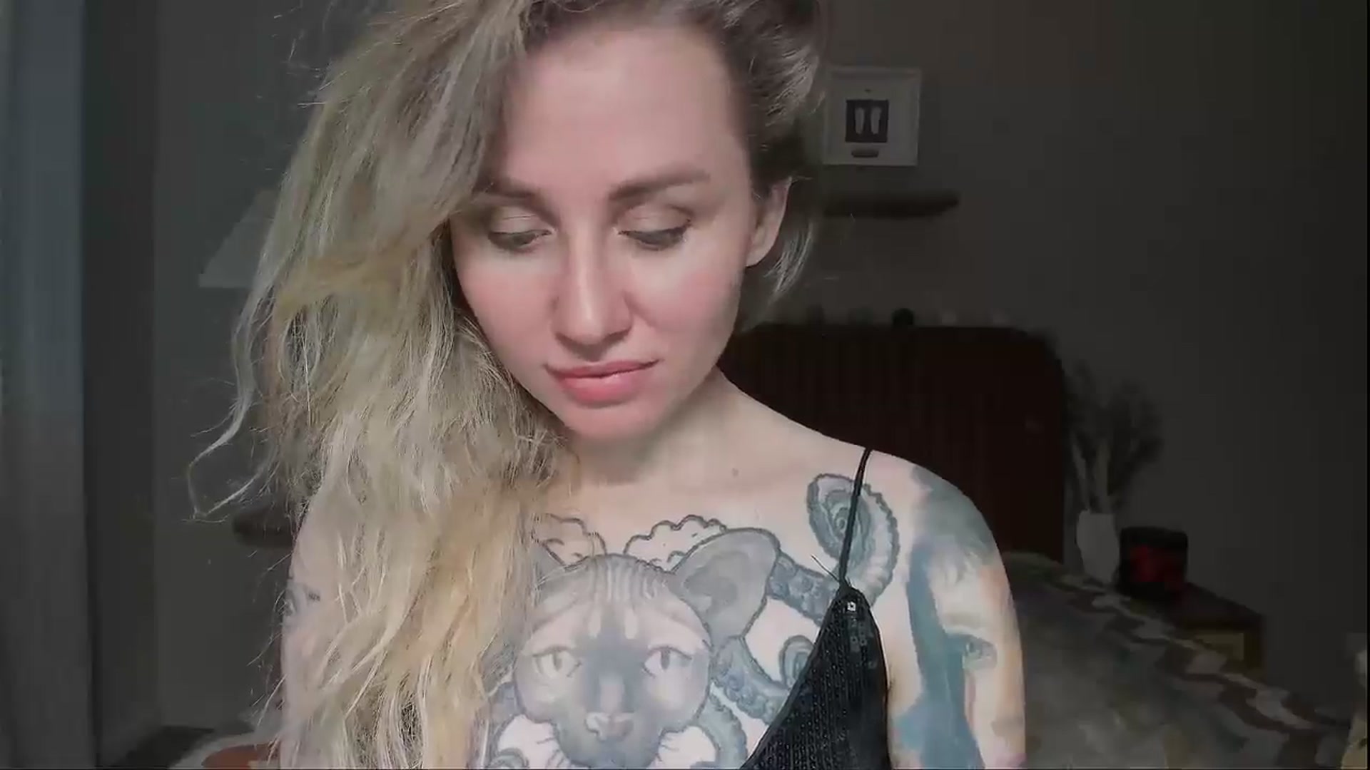 Gallery image thumbnail from Alexa_Smithhh's myfreecams stream on, 06/17/2025, 19:04 image 12 of 20