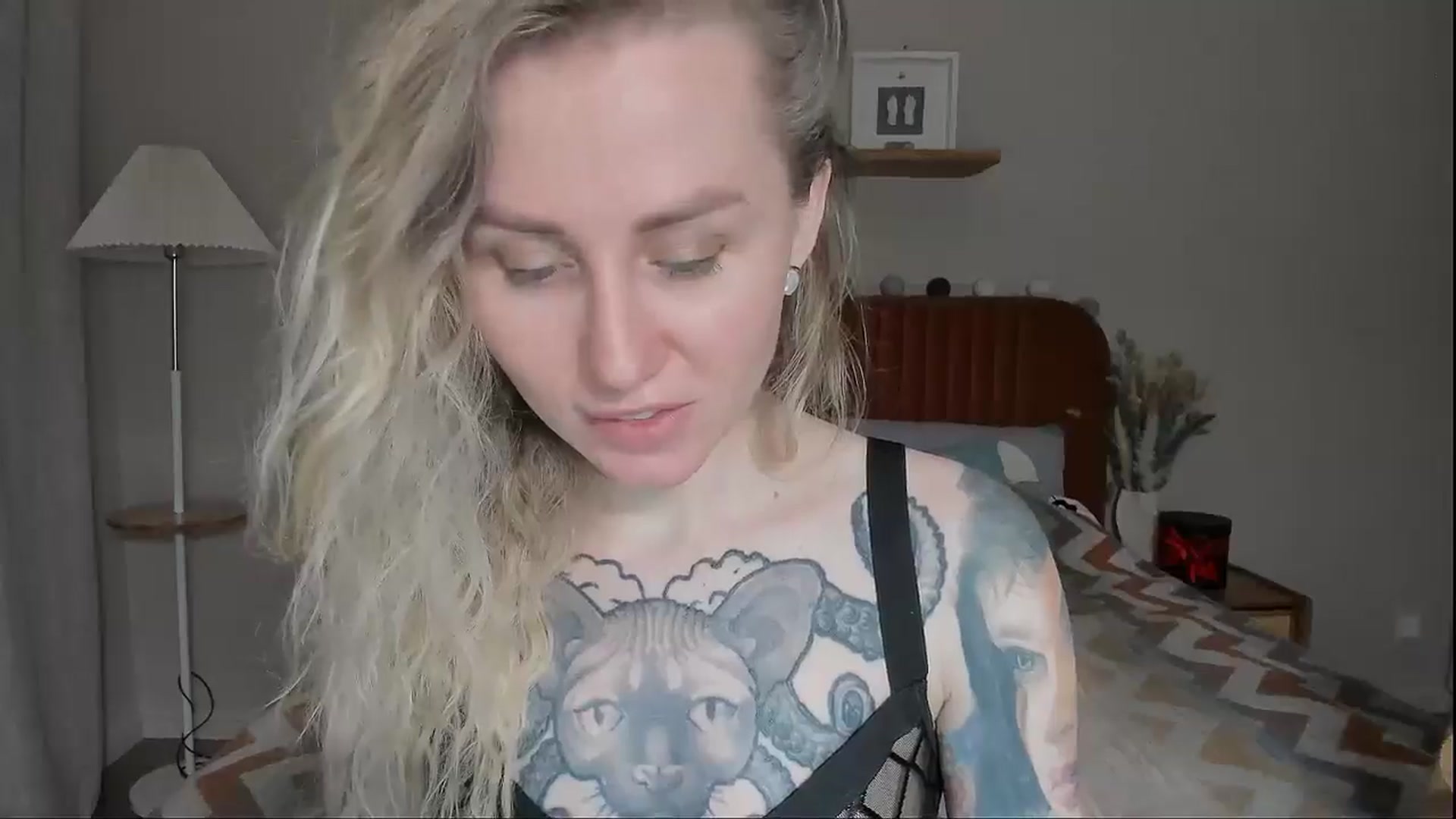 Gallery image thumbnail from Alexa_Smithhh's myfreecams stream on, 06/23/2025, 21:18 image 15 of 20