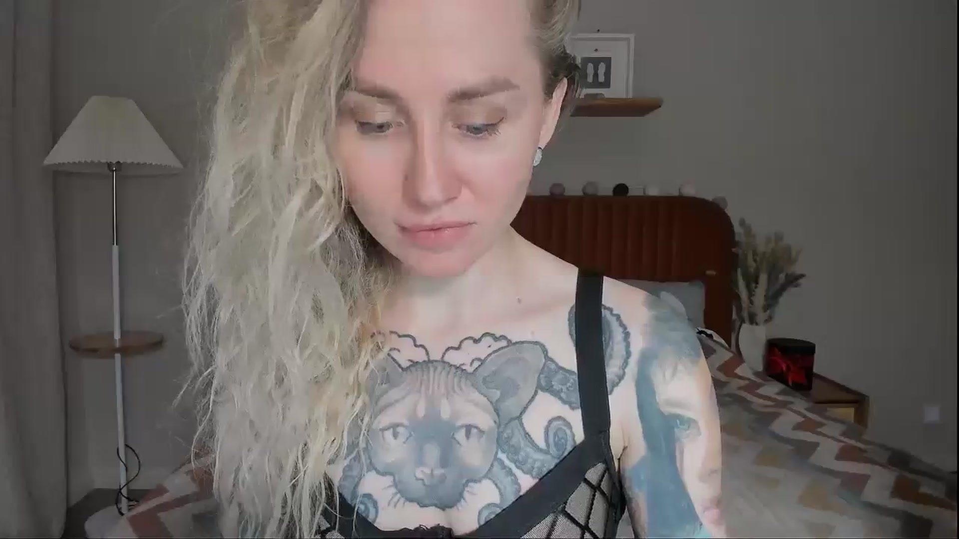 Gallery image thumbnail from Alexa_Smithhh's myfreecams stream on, 06/23/2025, 21:18 image 9 of 20
