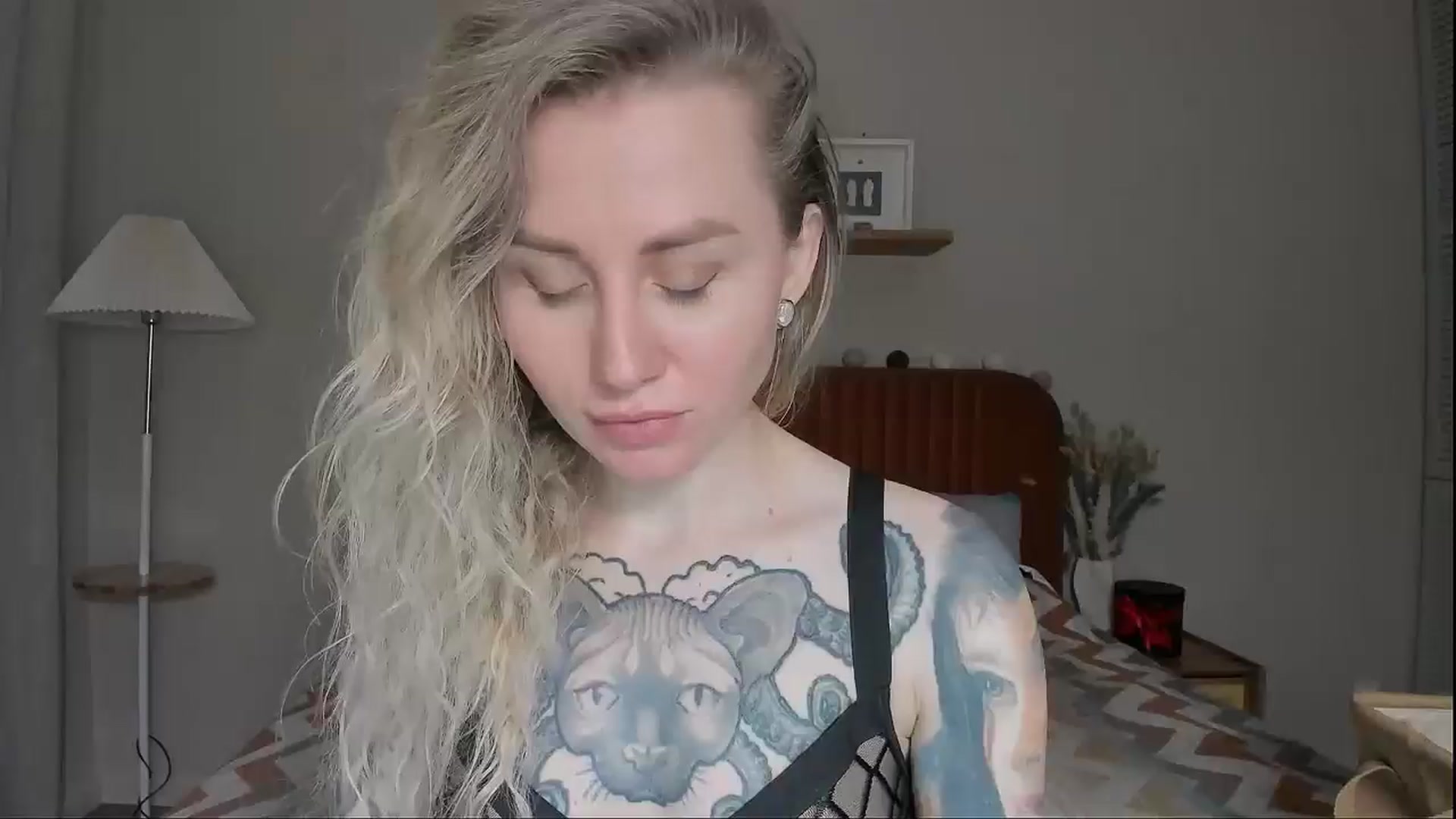 Gallery image thumbnail from Alexa_Smithhh's myfreecams stream on, 06/23/2025, 21:18 image 1 of 20