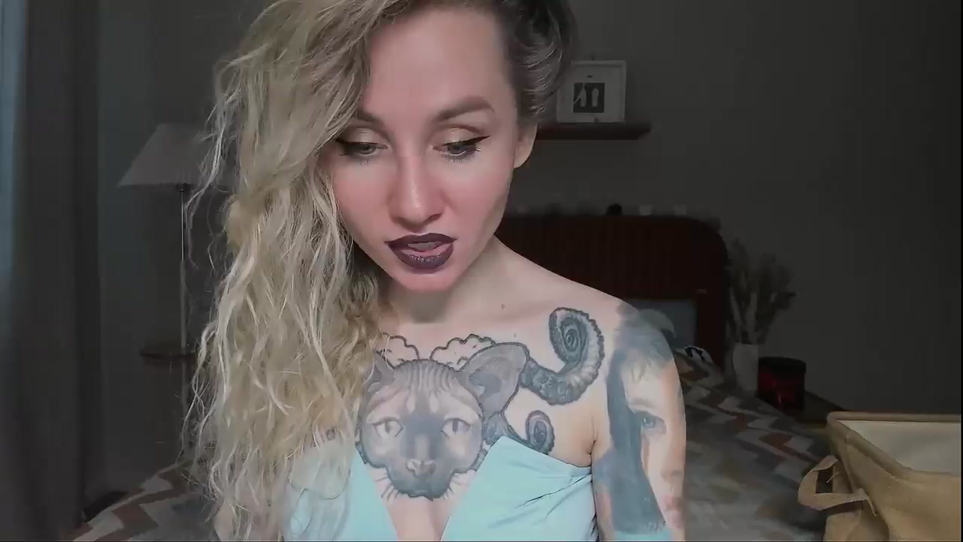 Gallery image thumbnail from Alexa_Smithhh's myfreecams stream on, 06/24/2025, 18:27 image 17 of 20