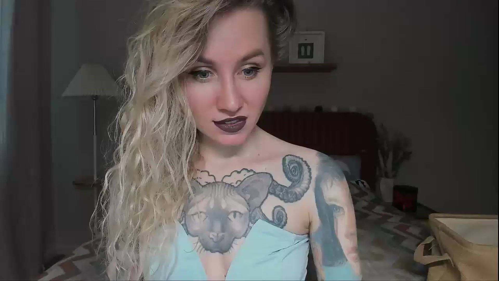 Gallery image thumbnail from Alexa_Smithhh's myfreecams stream on, 06/24/2025, 18:27 image 12 of 20
