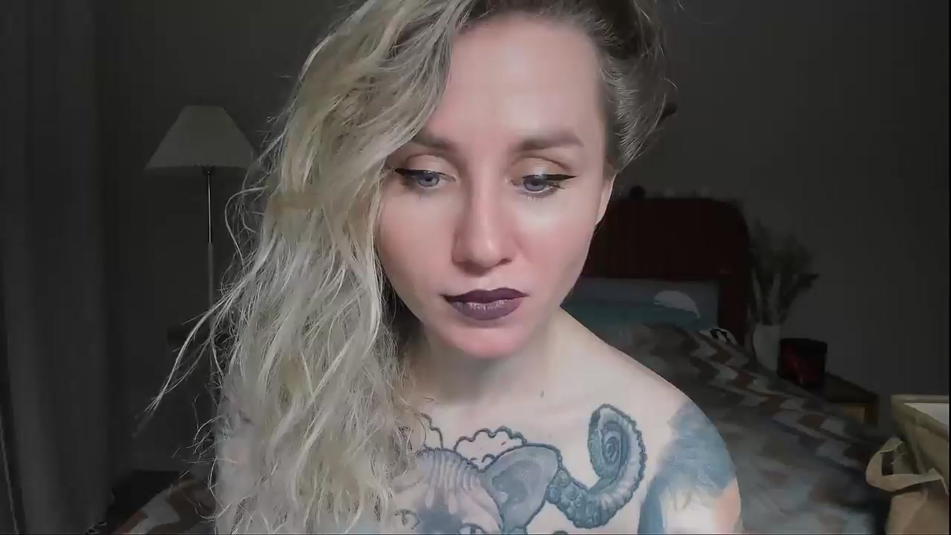 Gallery image thumbnail from Alexa_Smithhh's myfreecams stream on, 06/24/2025, 20:45 image 18 of 20