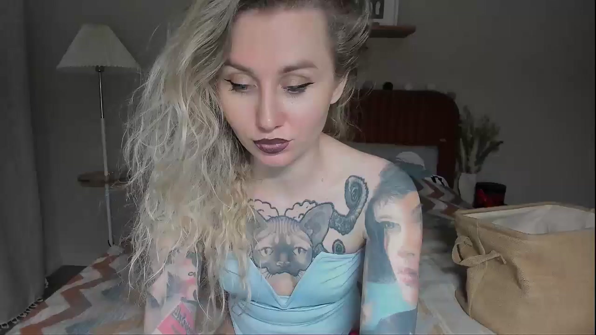Gallery image thumbnail from Alexa_Smithhh's myfreecams stream on, 06/24/2025, 22:02 image 14 of 20