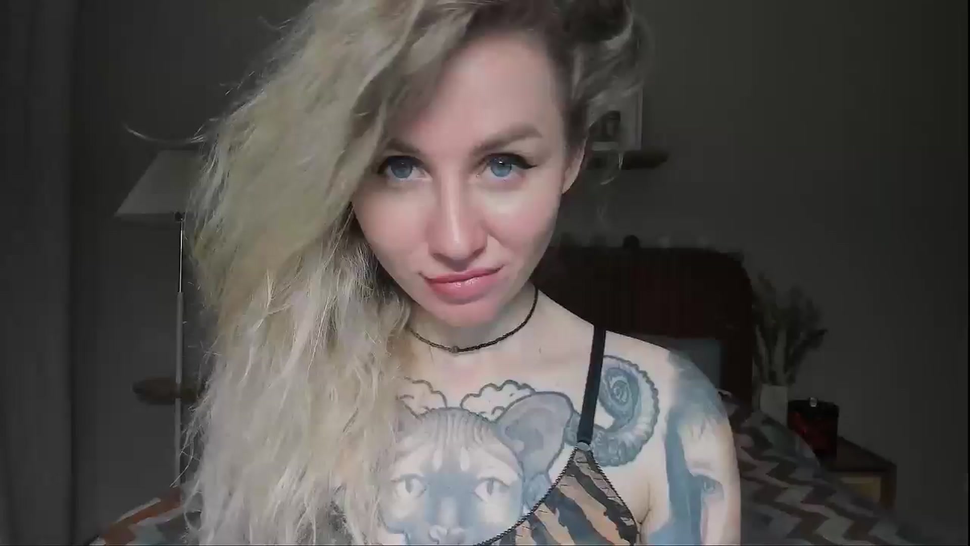 Gallery image thumbnail from Alexa_Smithhh's myfreecams stream on, 06/27/2025, 21:23 image 13 of 20