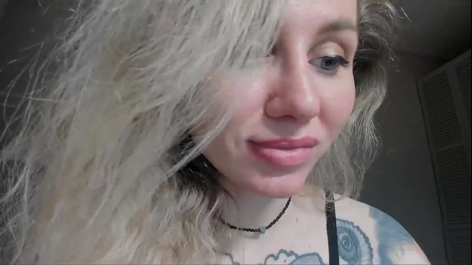 Gallery image thumbnail from Alexa_Smithhh's myfreecams stream on, 06/27/2025, 21:45 image 10 of 20