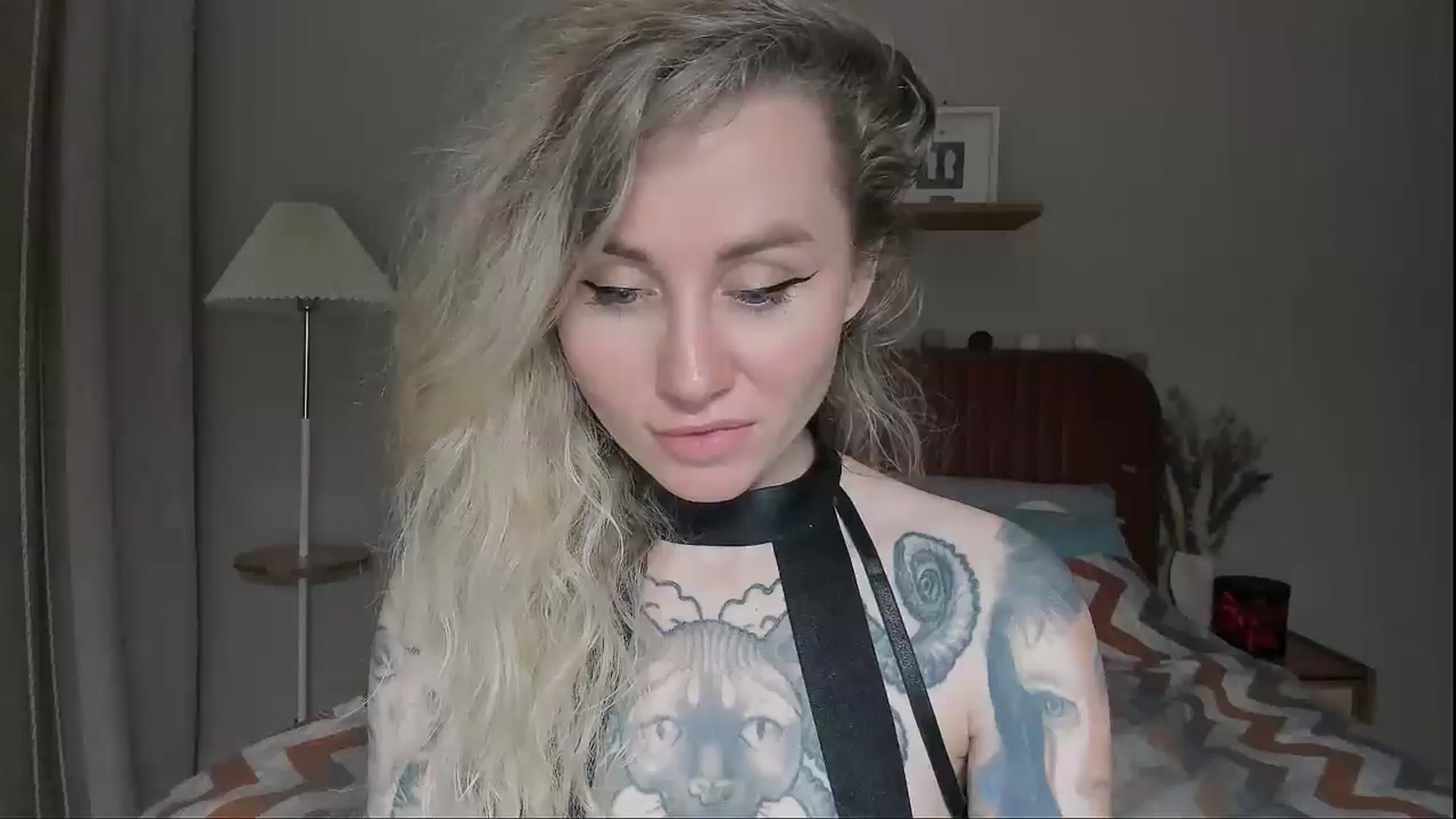 Gallery image thumbnail from Alexa_Smithhh's myfreecams stream on, 06/29/2025, 21:30 image 7 of 20