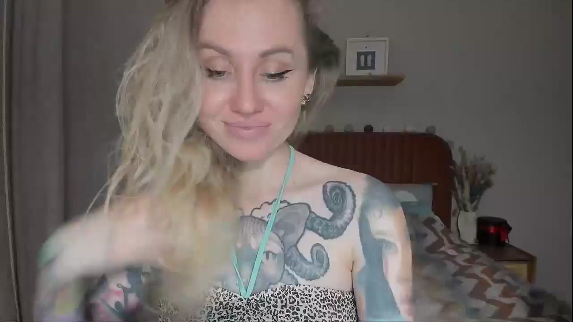 Gallery image thumbnail from Alexa_Smithhh's myfreecams stream on, 07/12/2025, 20:17 image 18 of 20