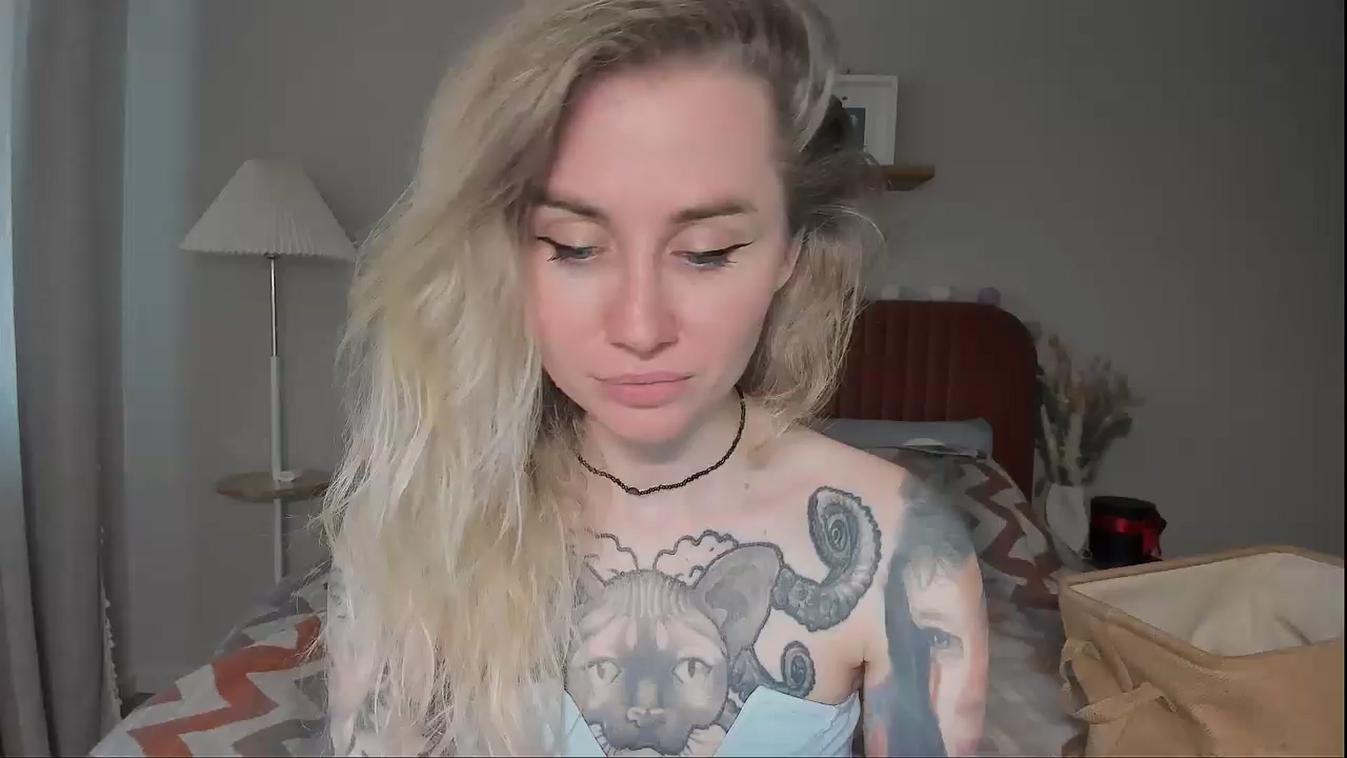 Gallery image thumbnail from Alexa_Smithhh's myfreecams stream on, 07/17/2025, 17:29 image 7 of 20