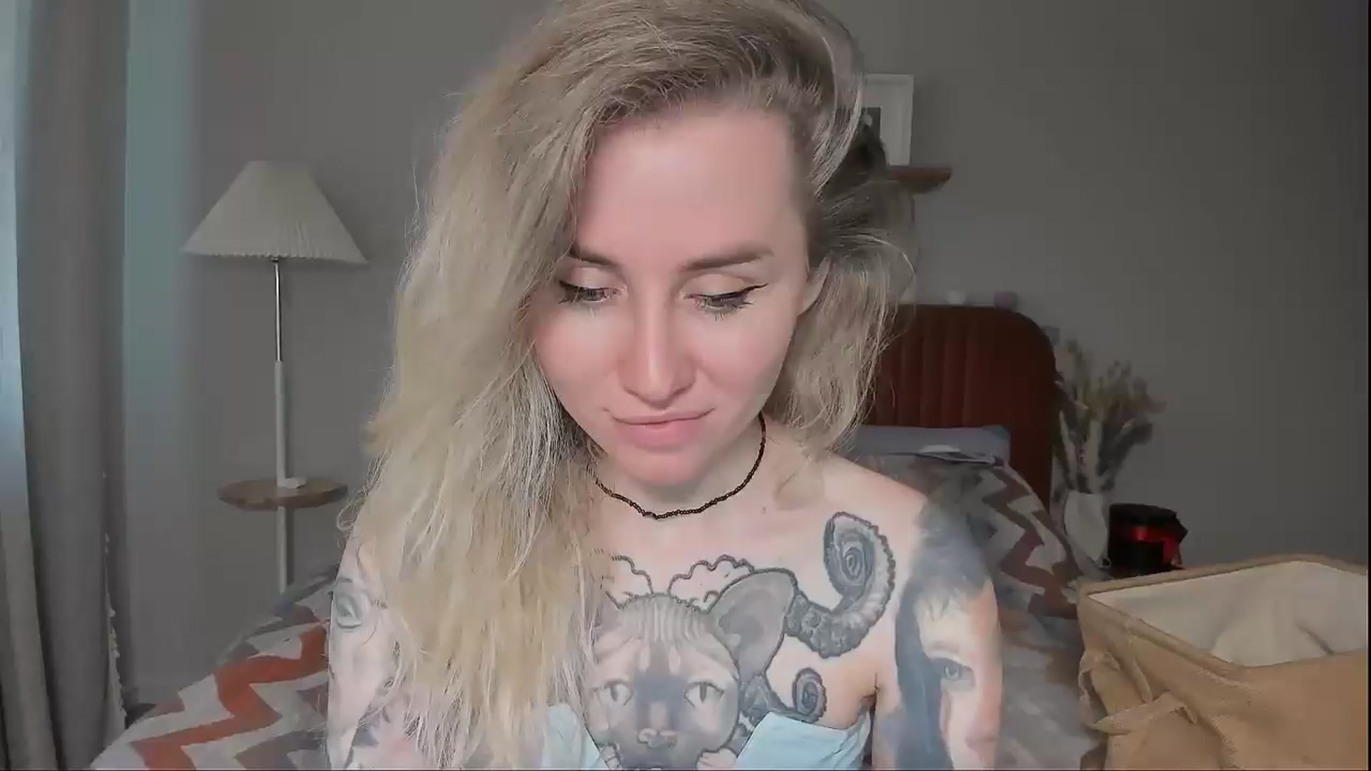 Gallery image thumbnail from Alexa_Smithhh's myfreecams stream on, 07/17/2025, 17:29 image 16 of 20