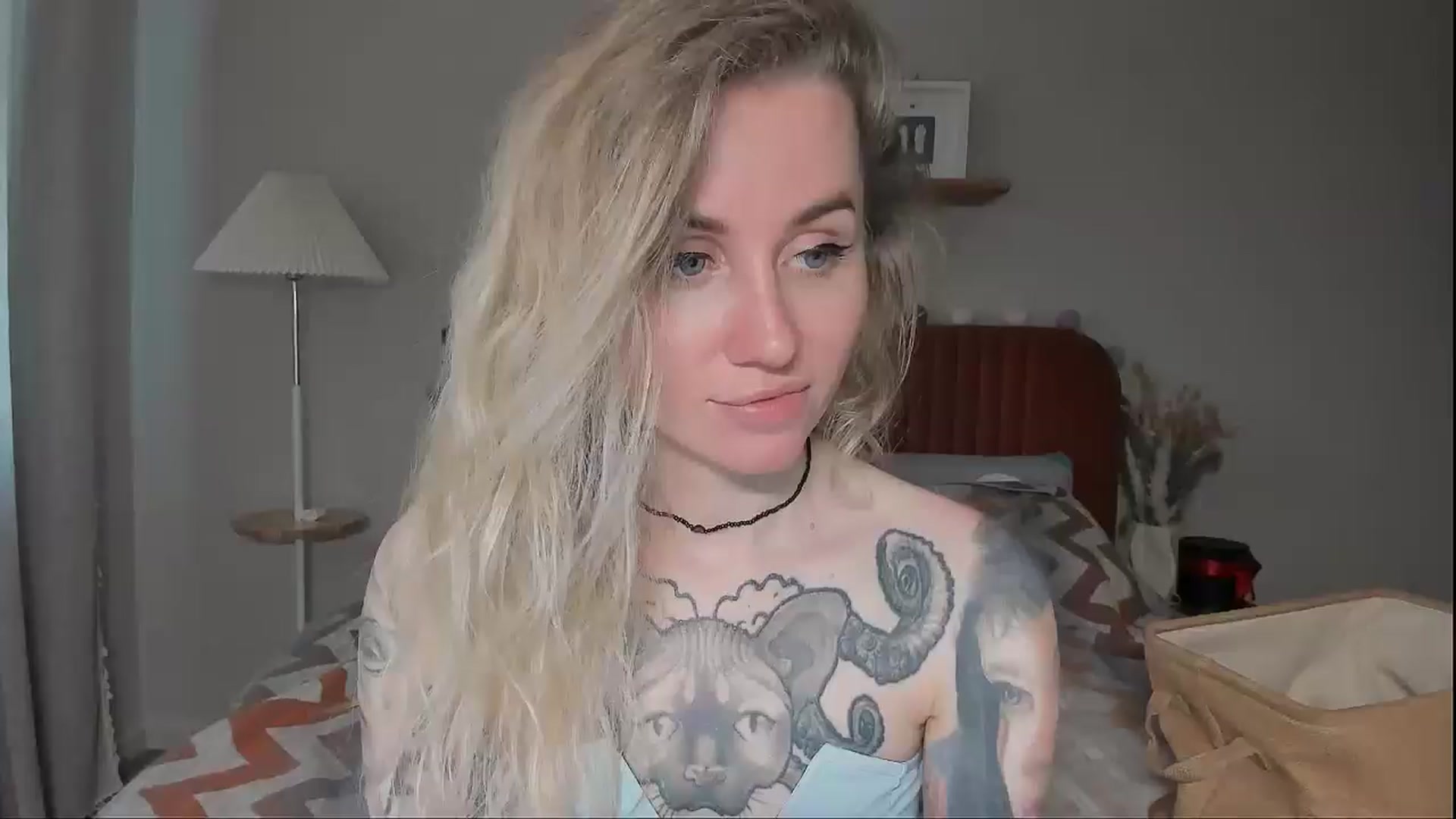 Gallery image thumbnail from Alexa_Smithhh's myfreecams stream on, 07/17/2025, 17:29 image 14 of 20