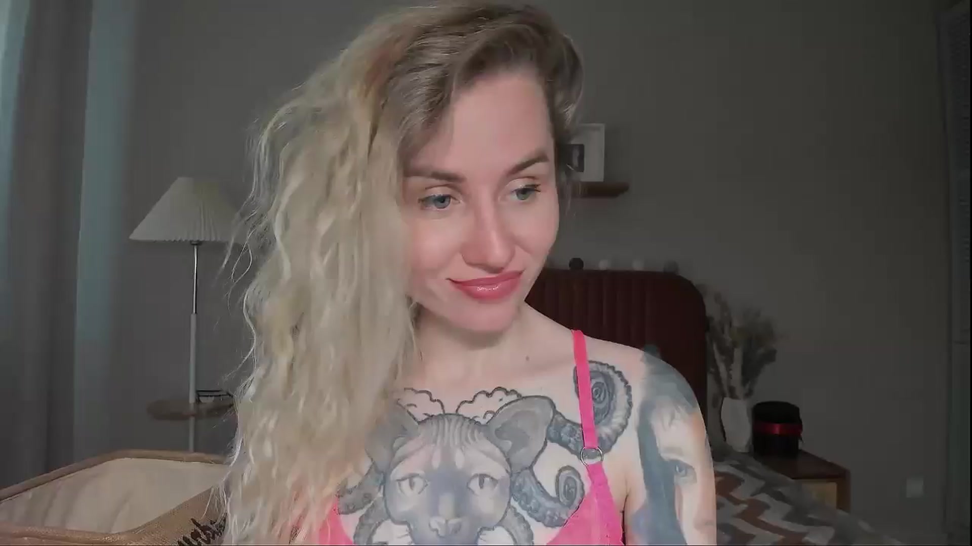 Gallery image thumbnail from Alexa_Smithhh's myfreecams stream on, 07/18/2025, 20:52 image 5 of 20