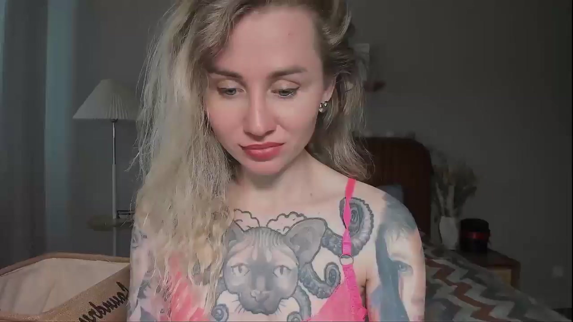 Gallery image thumbnail from Alexa_Smithhh's myfreecams stream on, 07/18/2025, 20:52 image 3 of 20