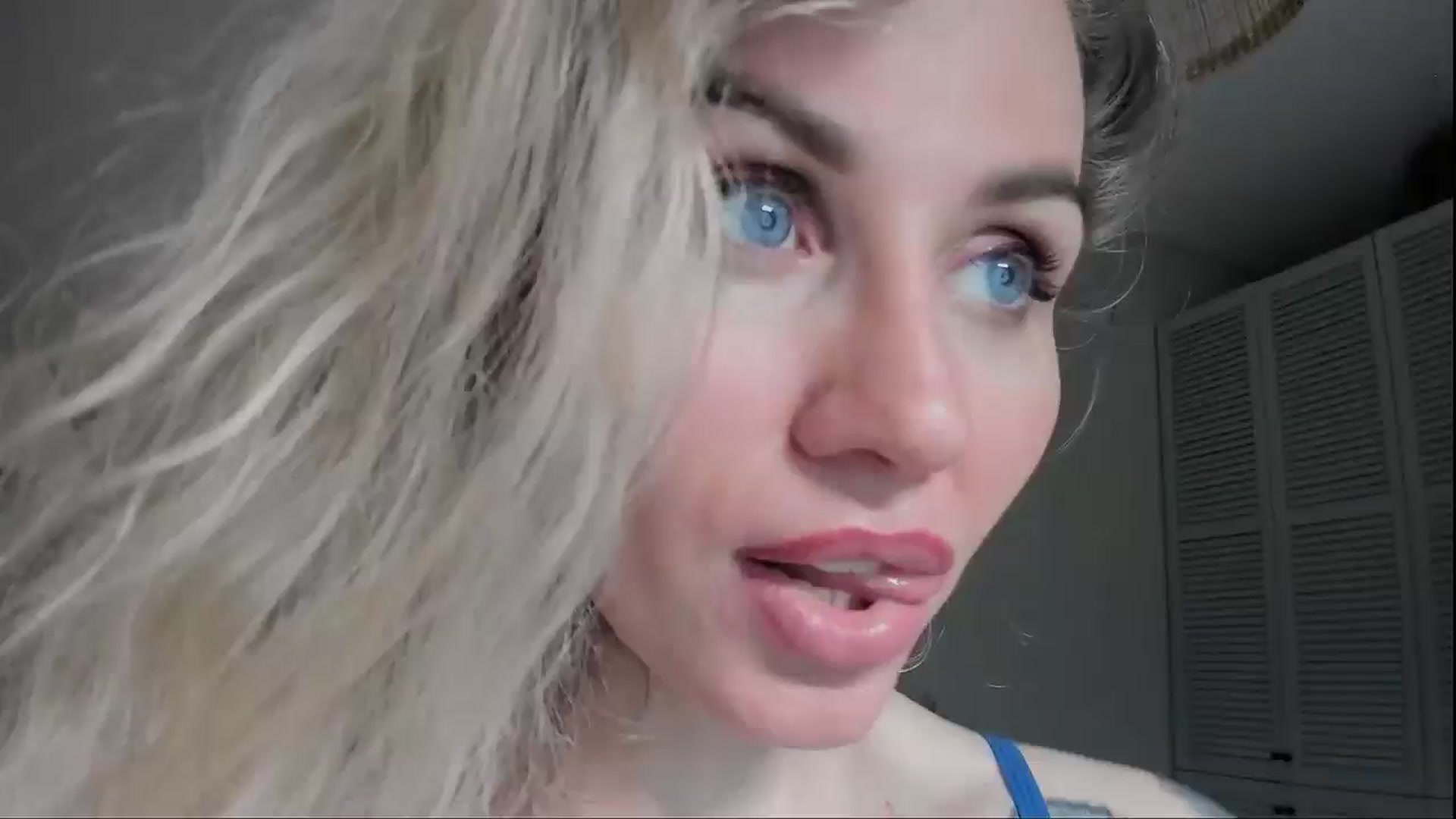 Gallery image thumbnail from Alexa_Smithhh's myfreecams stream on, 07/20/2025, 21:21 image 7 of 20