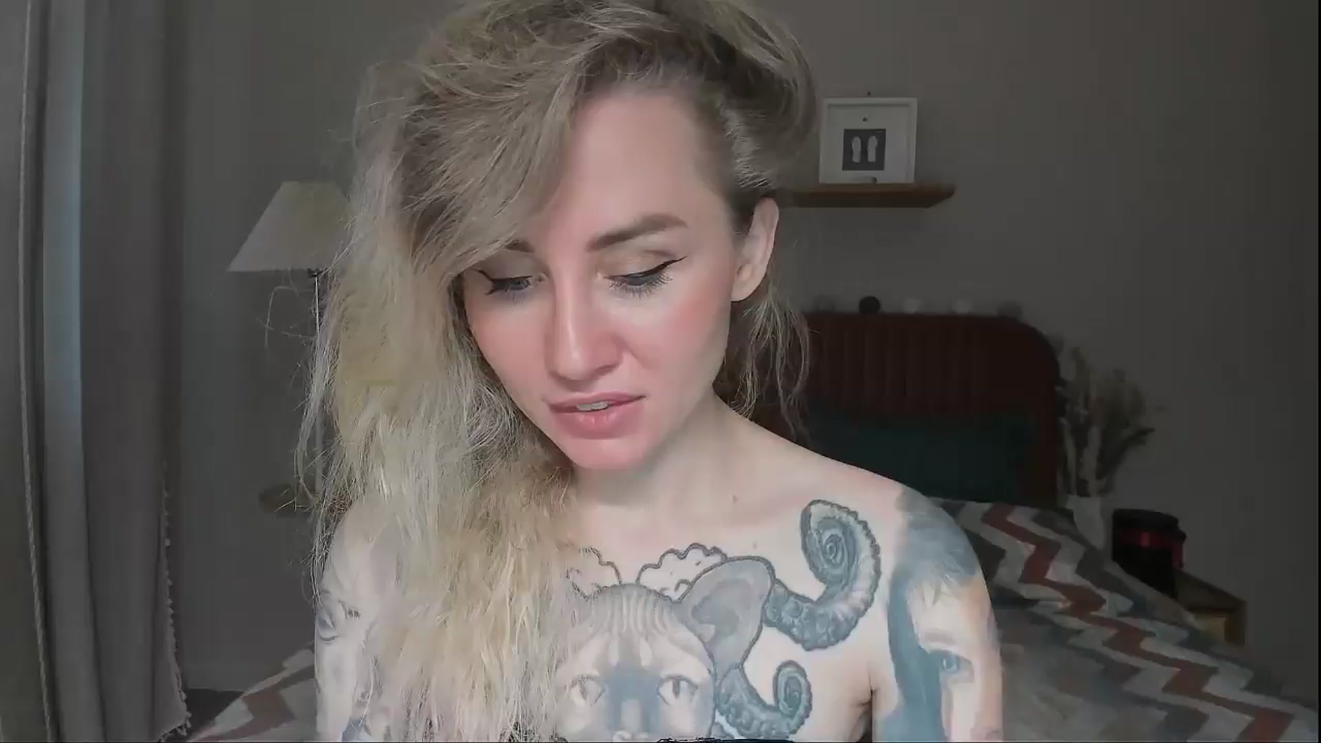 Gallery image thumbnail from Alexa_Smithhh's myfreecams stream on, 07/22/2025, 19:02 image 10 of 20