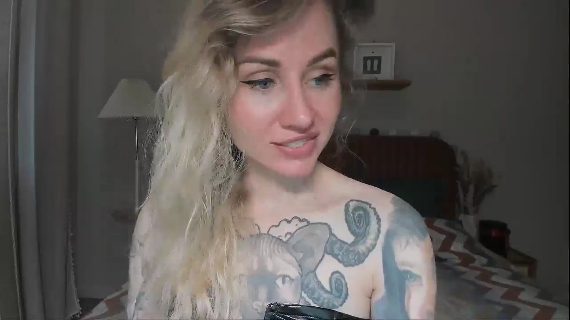 Gallery image thumbnail from Alexa_Smithhh's myfreecams stream on, 07/22/2025, 19:02 image 8 of 20