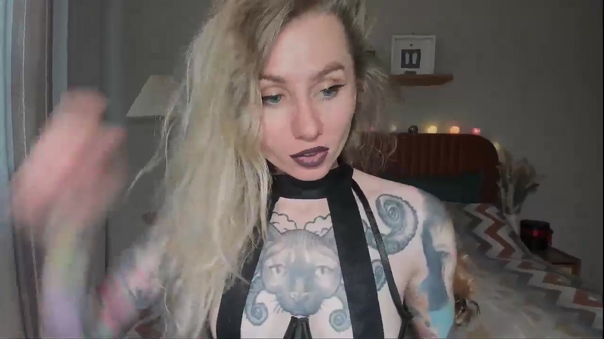 Gallery image thumbnail from Alexa_Smithhh's myfreecams stream on, 07/24/2025, 18:28 image 15 of 20