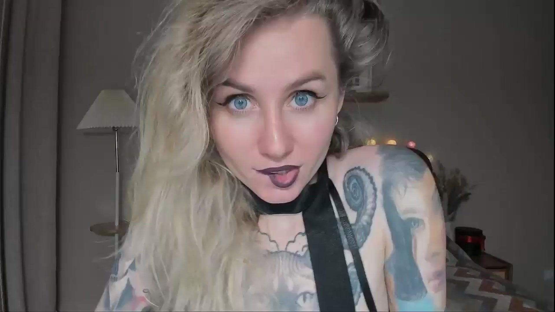 Gallery image thumbnail from Alexa_Smithhh's myfreecams stream on, 07/24/2025, 20:06 image 4 of 20