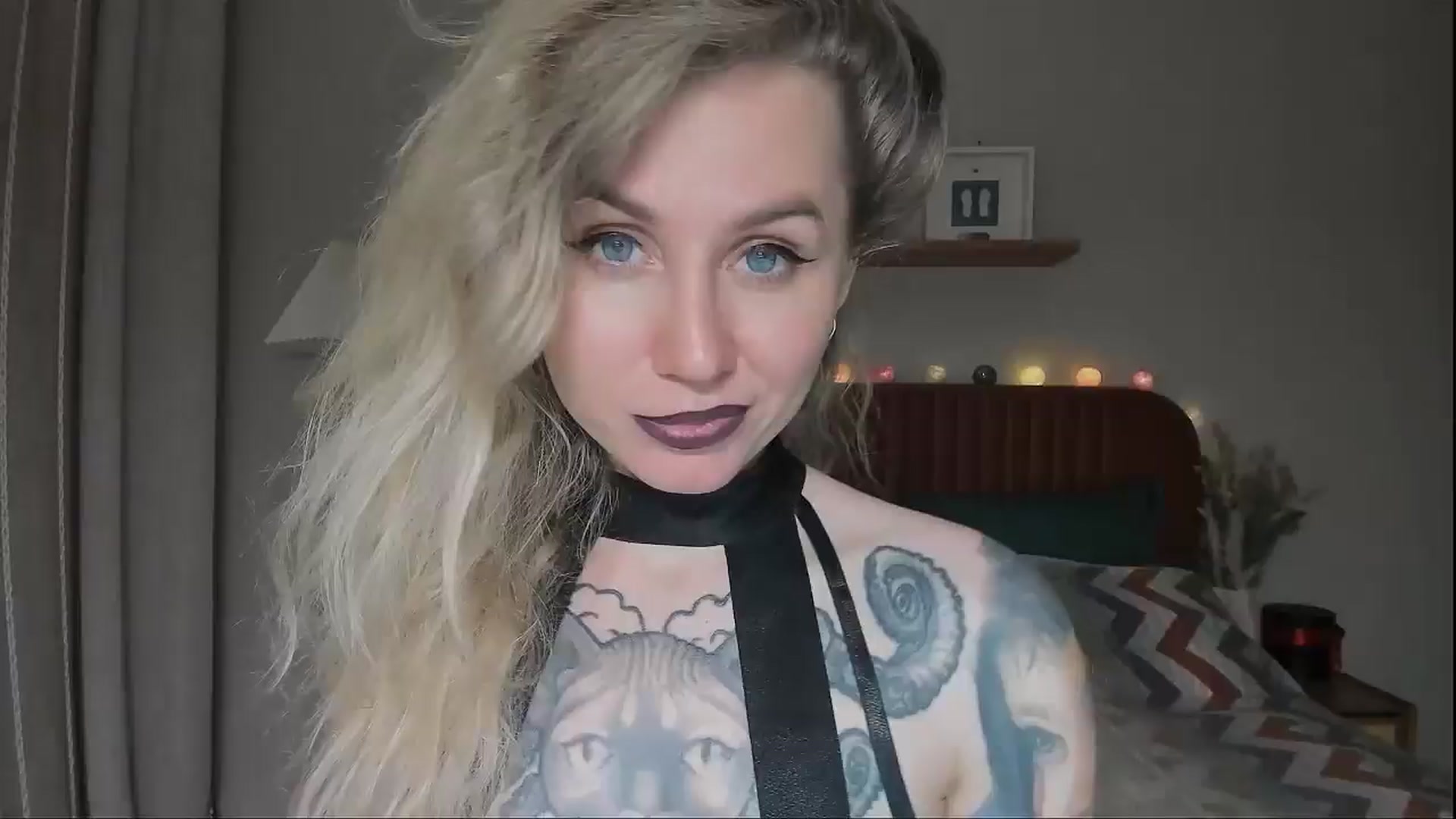 Gallery image thumbnail from Alexa_Smithhh's myfreecams stream on, 07/24/2025, 20:06 image 12 of 20