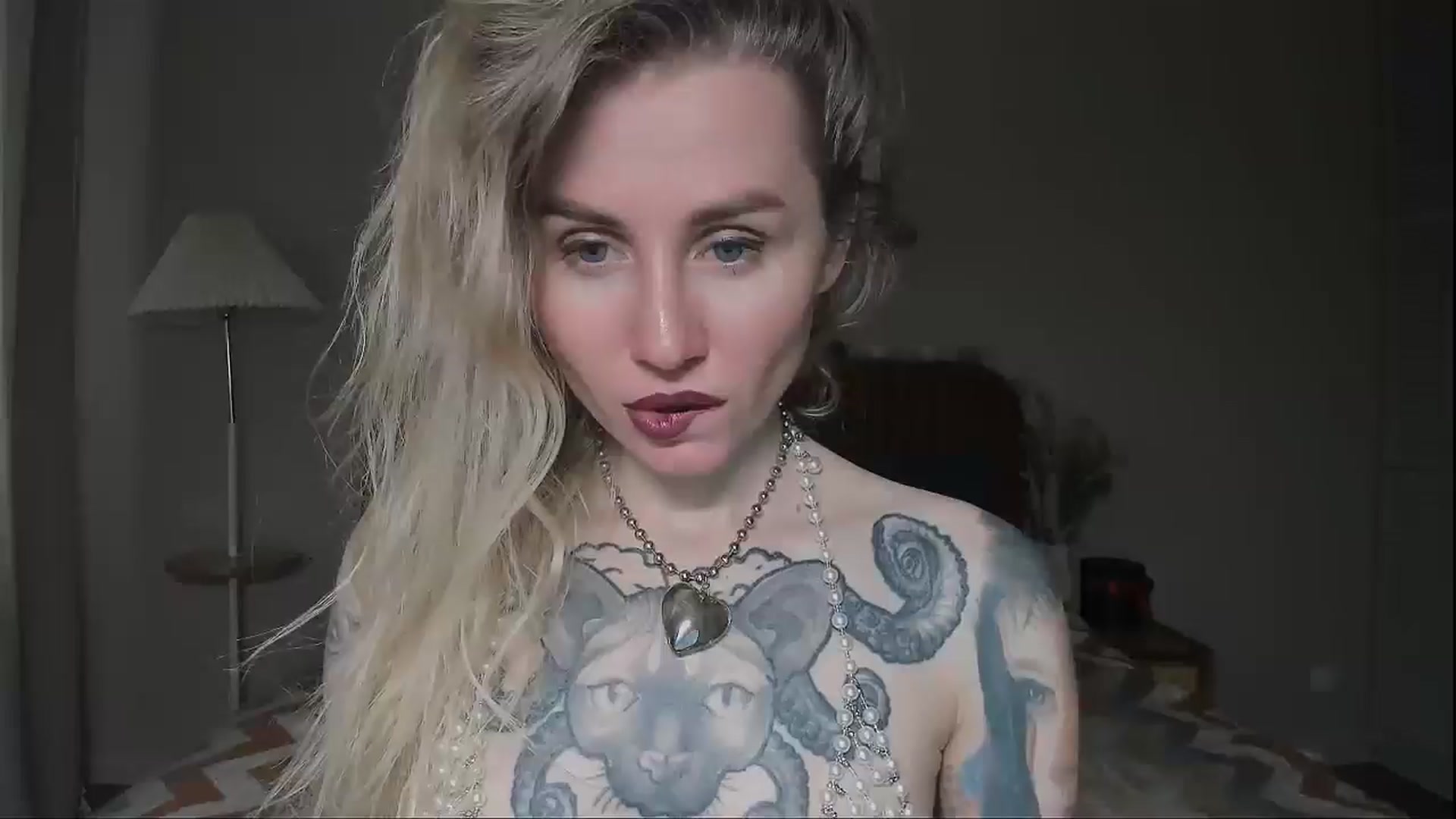 Gallery image thumbnail from Alexa_Smithhh's myfreecams stream on, 07/25/2025, 20:31 image 1 of 20