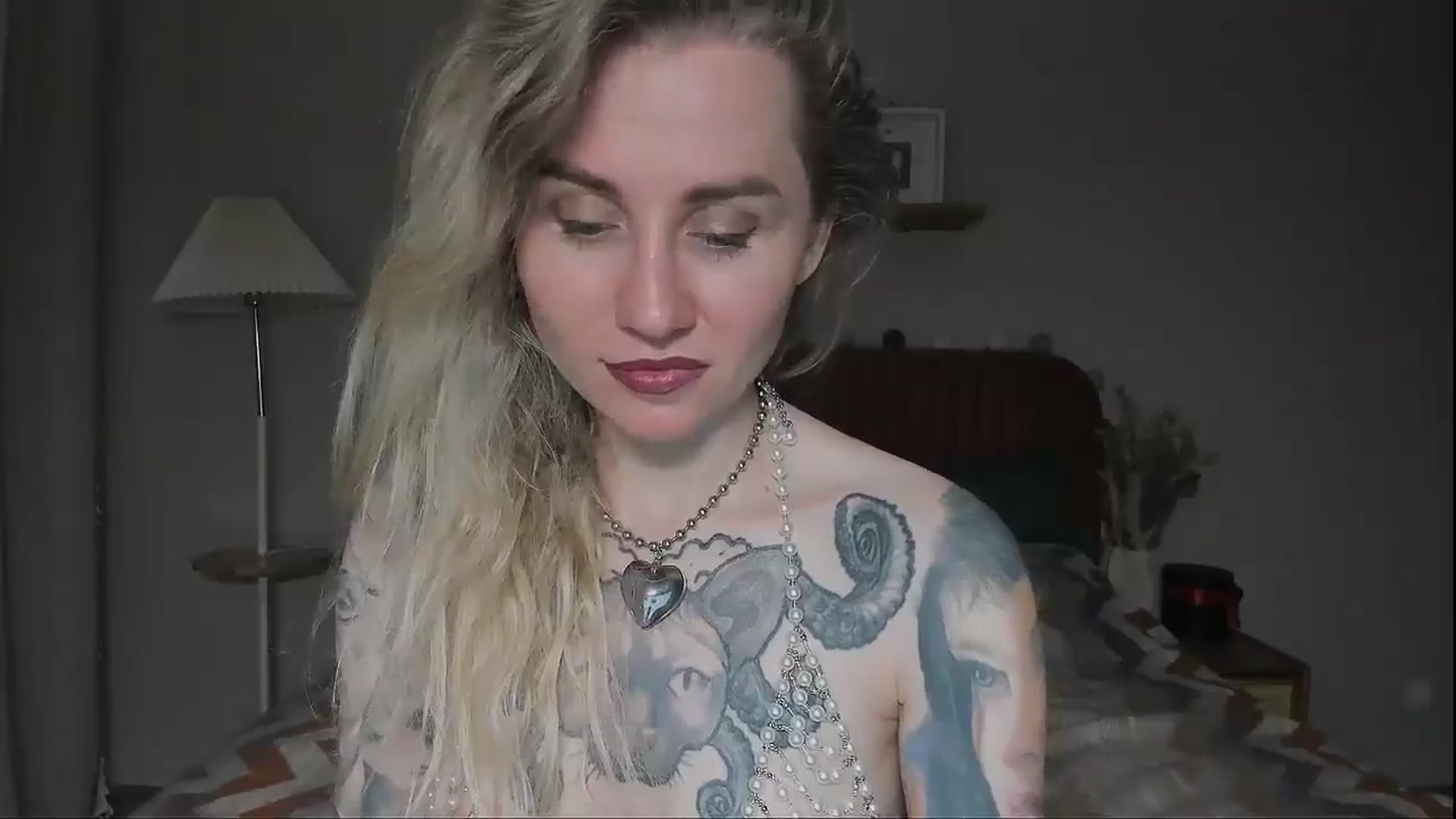 Gallery image thumbnail from Alexa_Smithhh's myfreecams stream on, 07/25/2025, 20:31 image 8 of 20