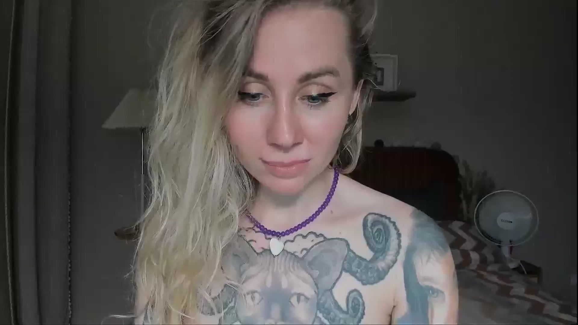 Gallery image thumbnail from Alexa_Smithhh's myfreecams stream on, 07/29/2025, 19:01 image 18 of 20